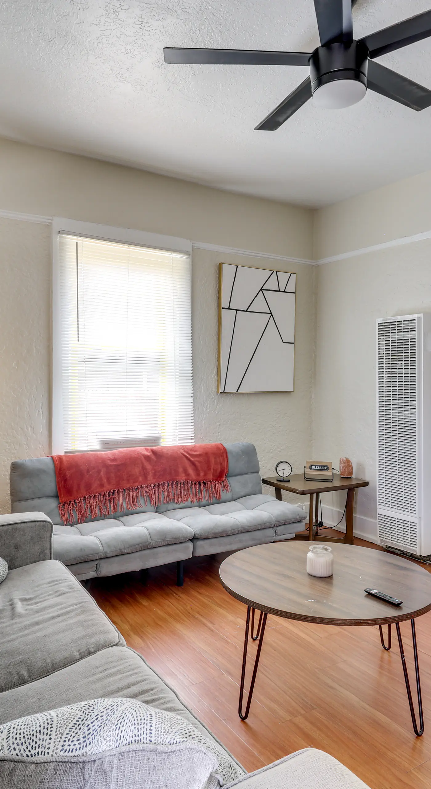 2 Mi to Old Town ABQ: East Downtown Triplex Unit