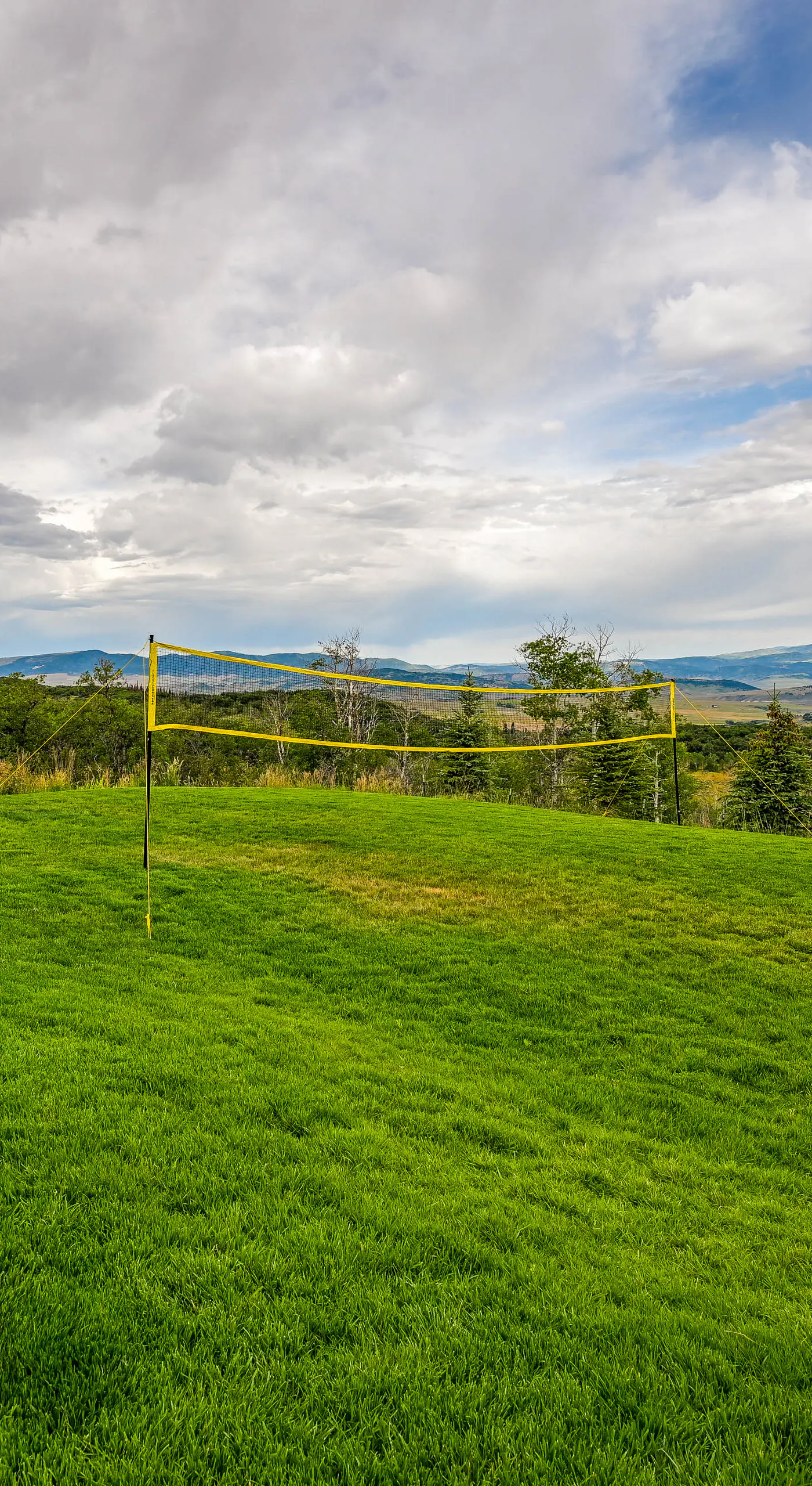 Steamboat Springs Apt w/ Views, 15 Mi to Skiing!