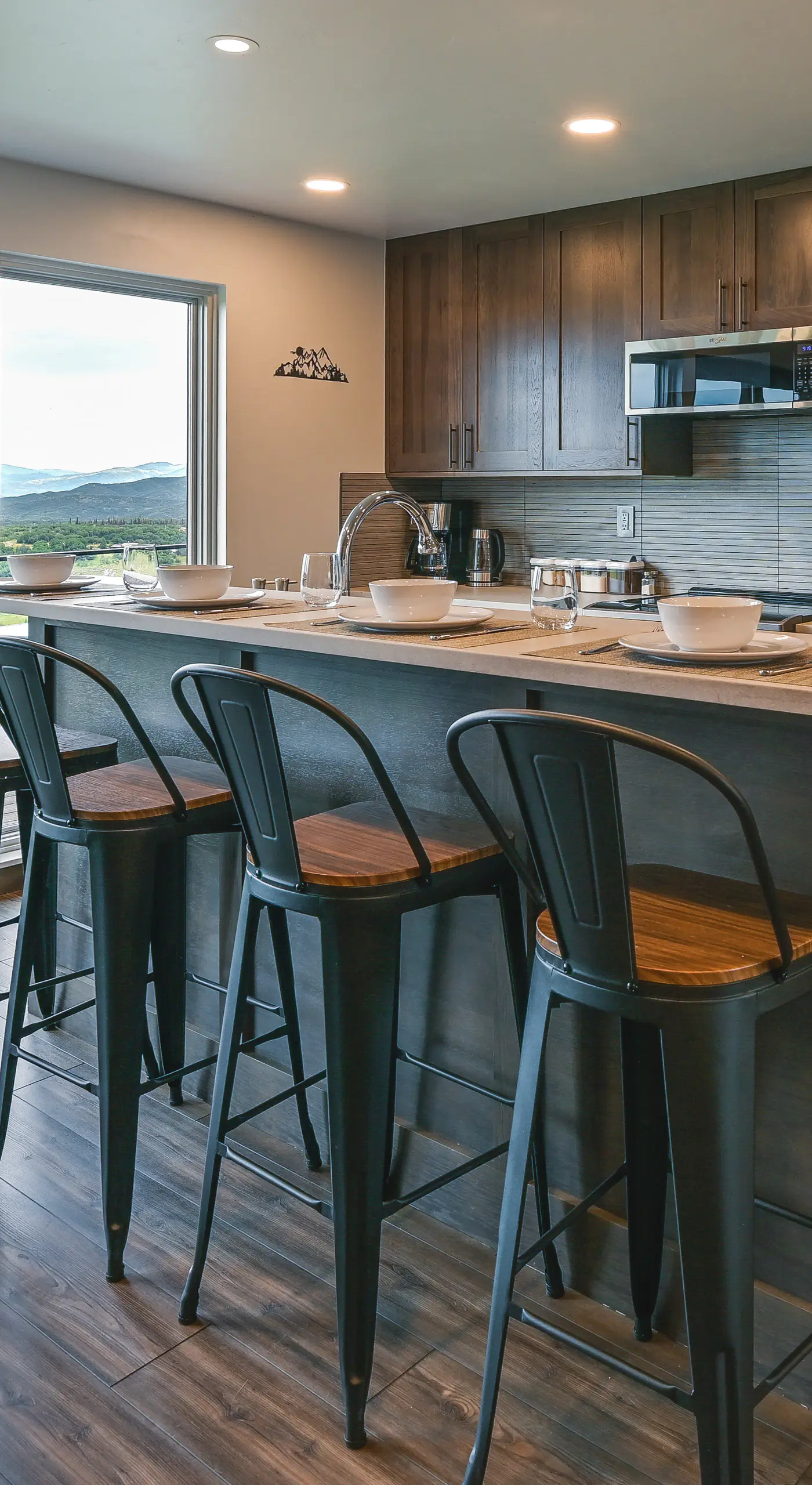 Steamboat Springs Apt w/ Views, 15 Mi to Skiing!