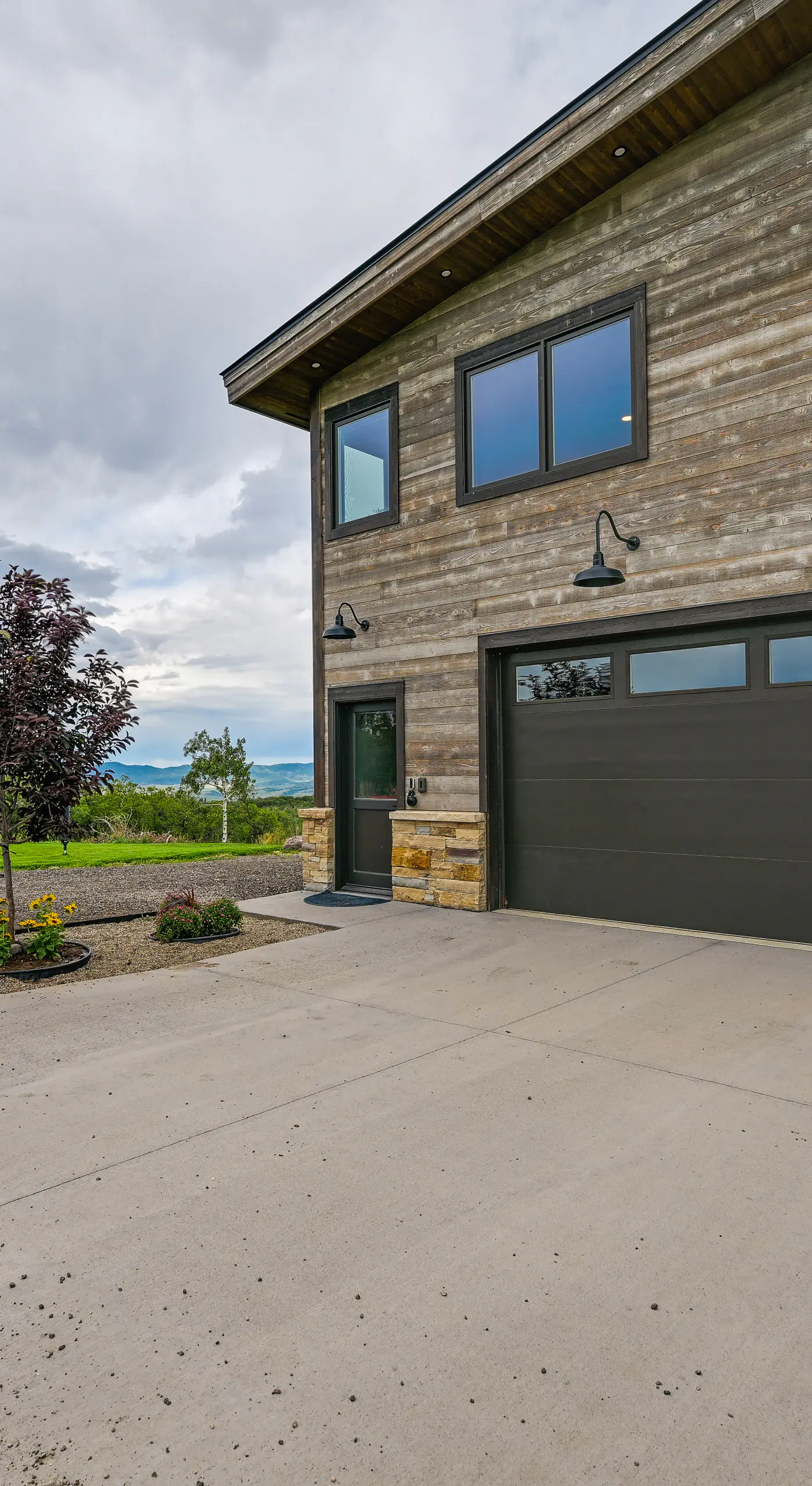 Steamboat Springs Apt w/ Views, 15 Mi to Skiing!