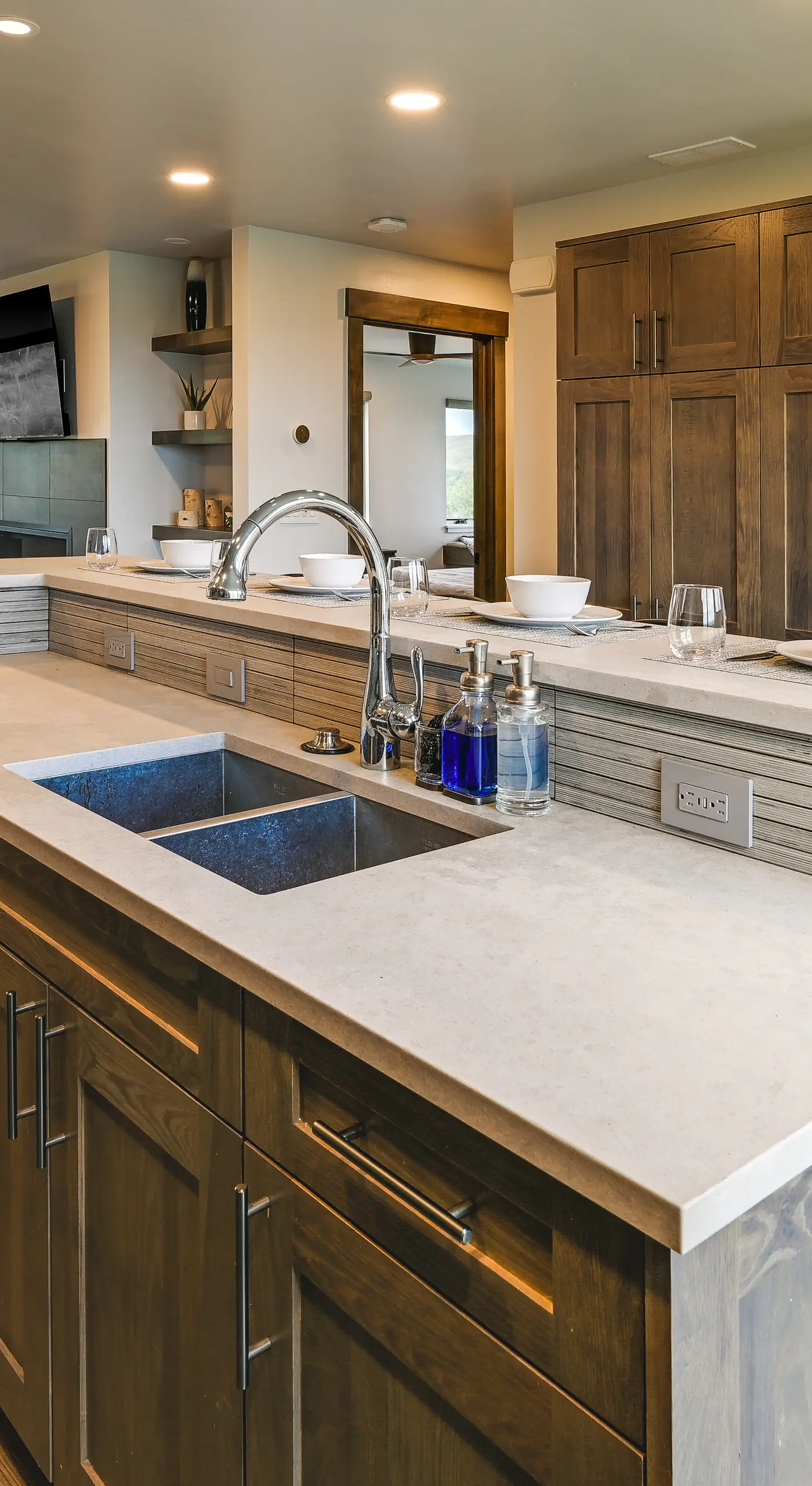 Steamboat Springs Apt w/ Views, 15 Mi to Skiing!