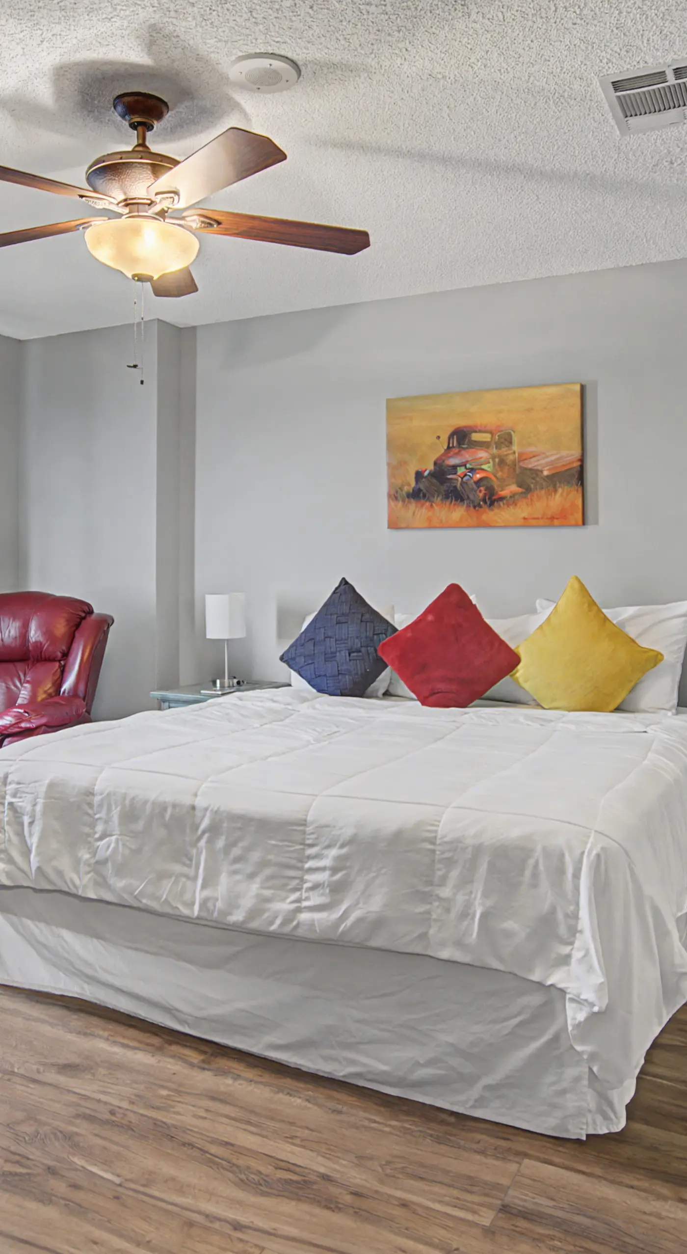 Shop & Dine: Fort Worth Condo w/ Racetrack Views!