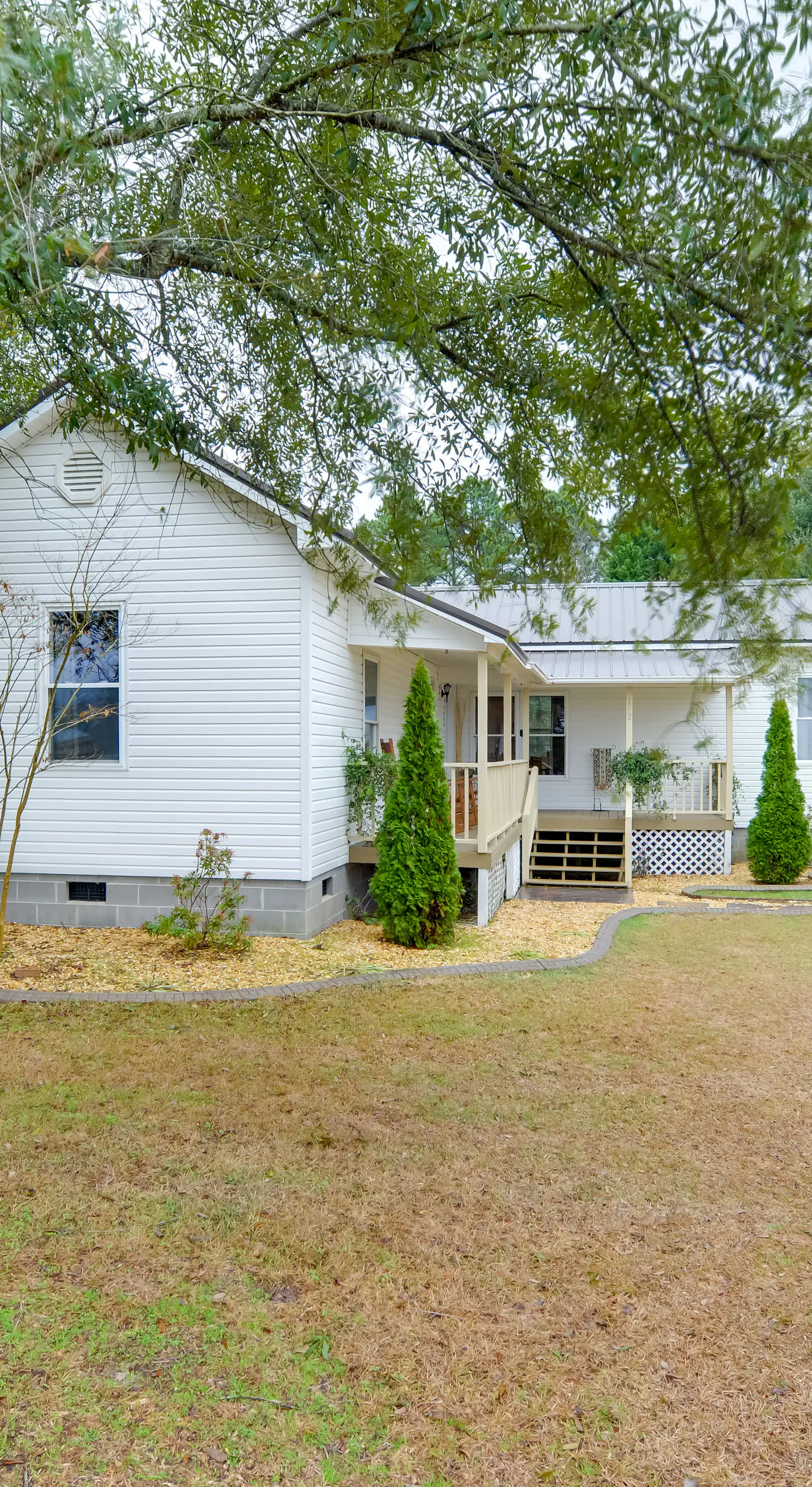 Sweet Southern Pines Abode w/ Yard & Covered Porch