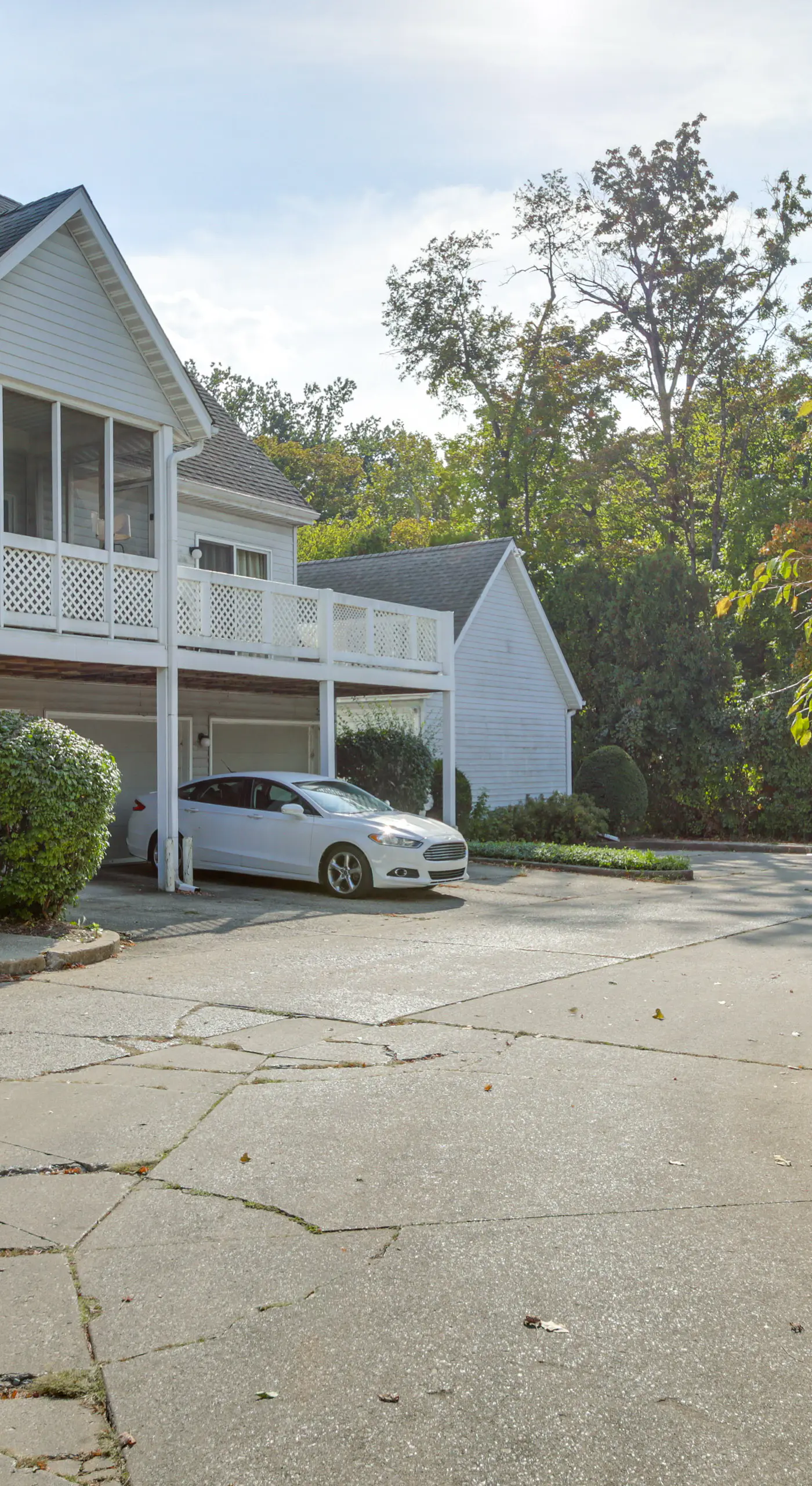 3 Mi to IU: Dog-Friendly Condo w/ Pool Access!