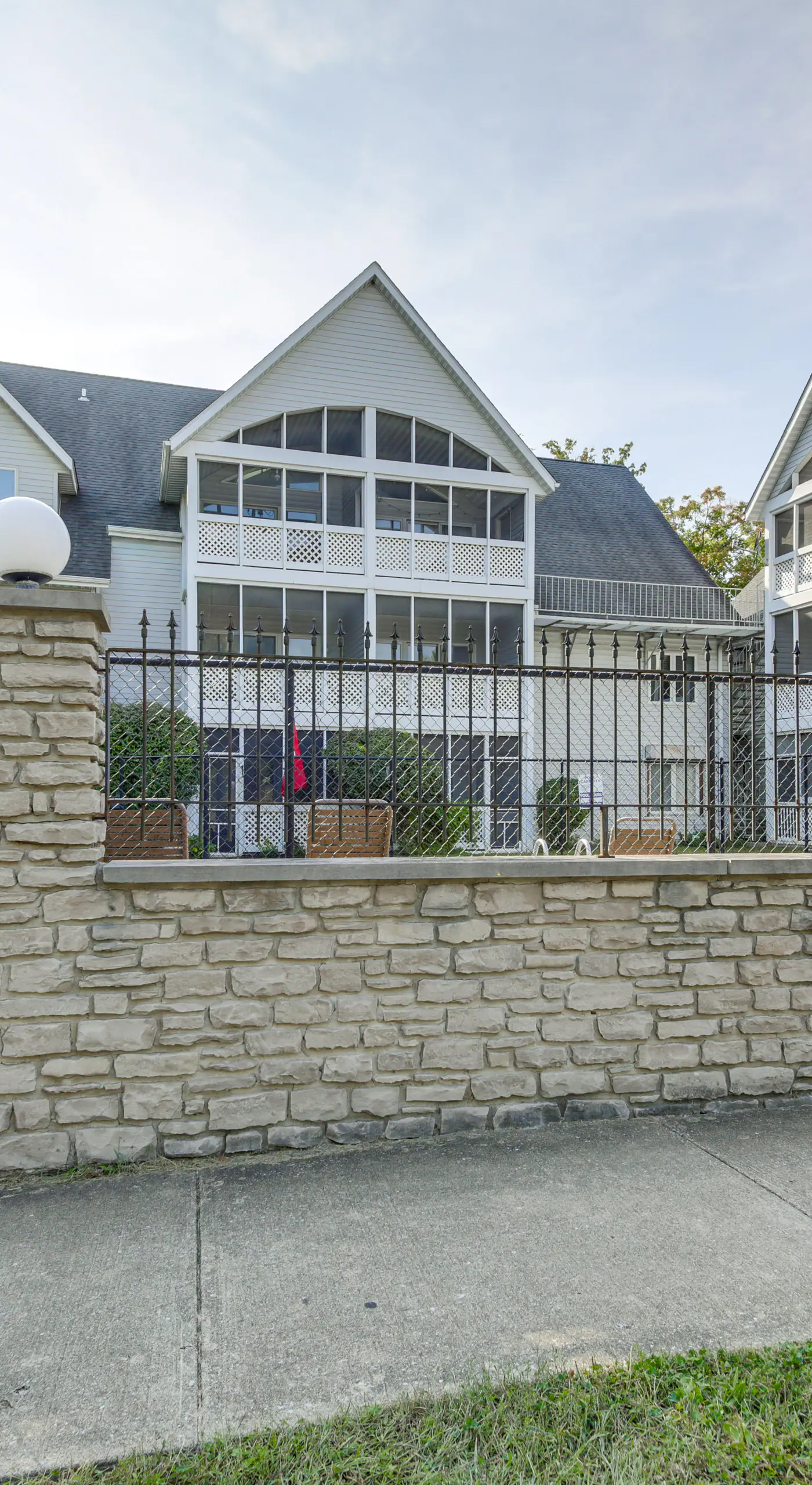 3 Mi to IU: Dog-Friendly Condo w/ Pool Access!
