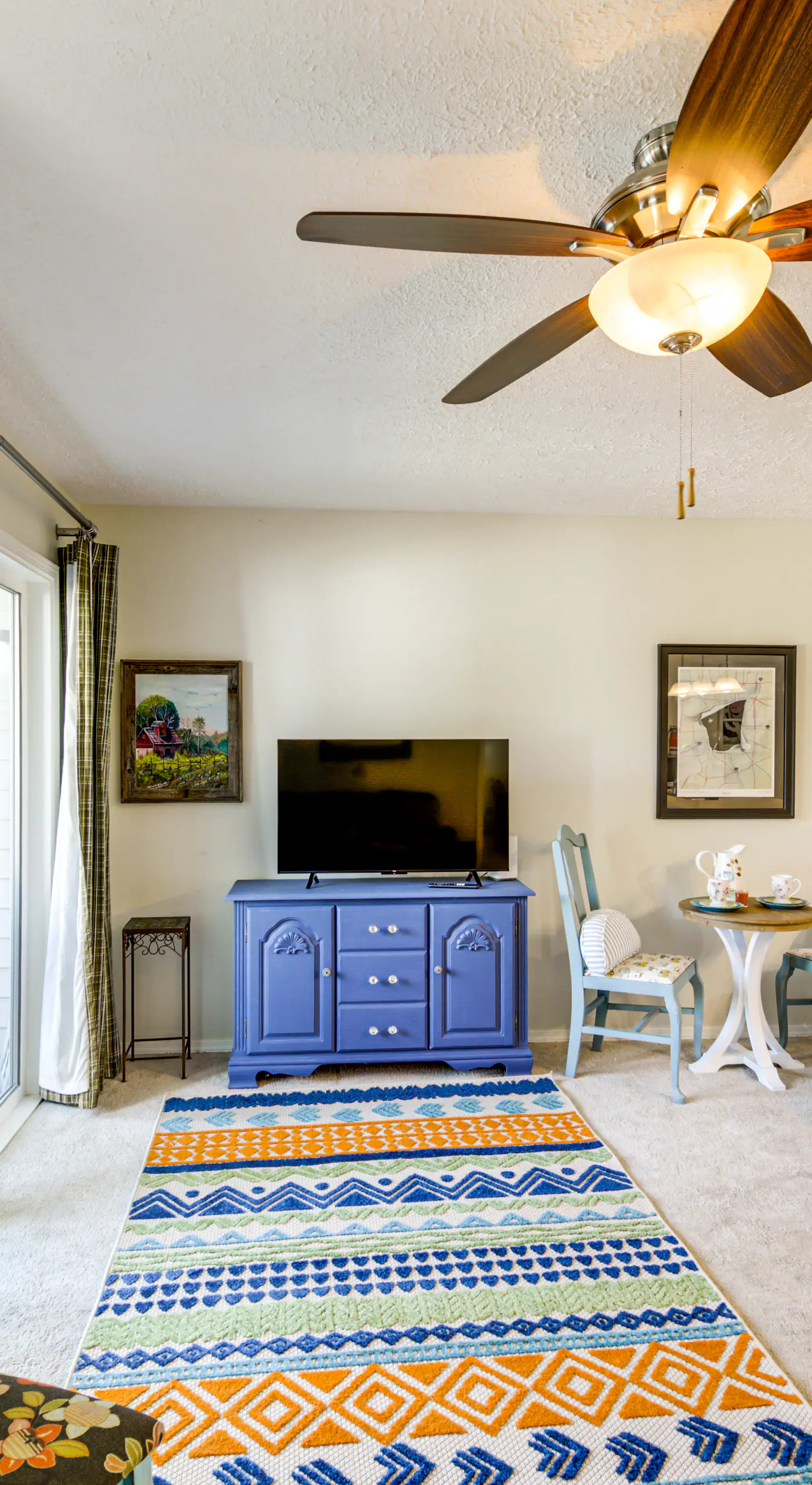3 Mi to IU: Dog-Friendly Condo w/ Pool Access!