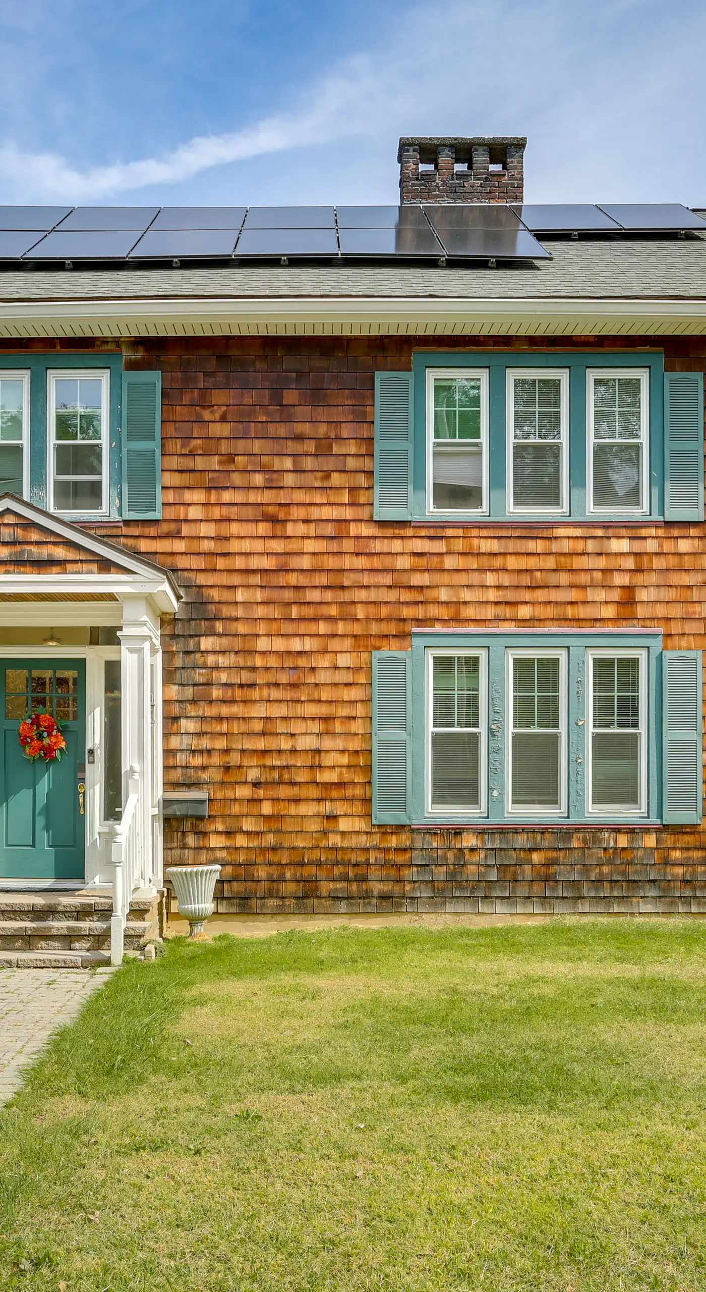 Walk to Hudson River Waterfront: Newburgh Home