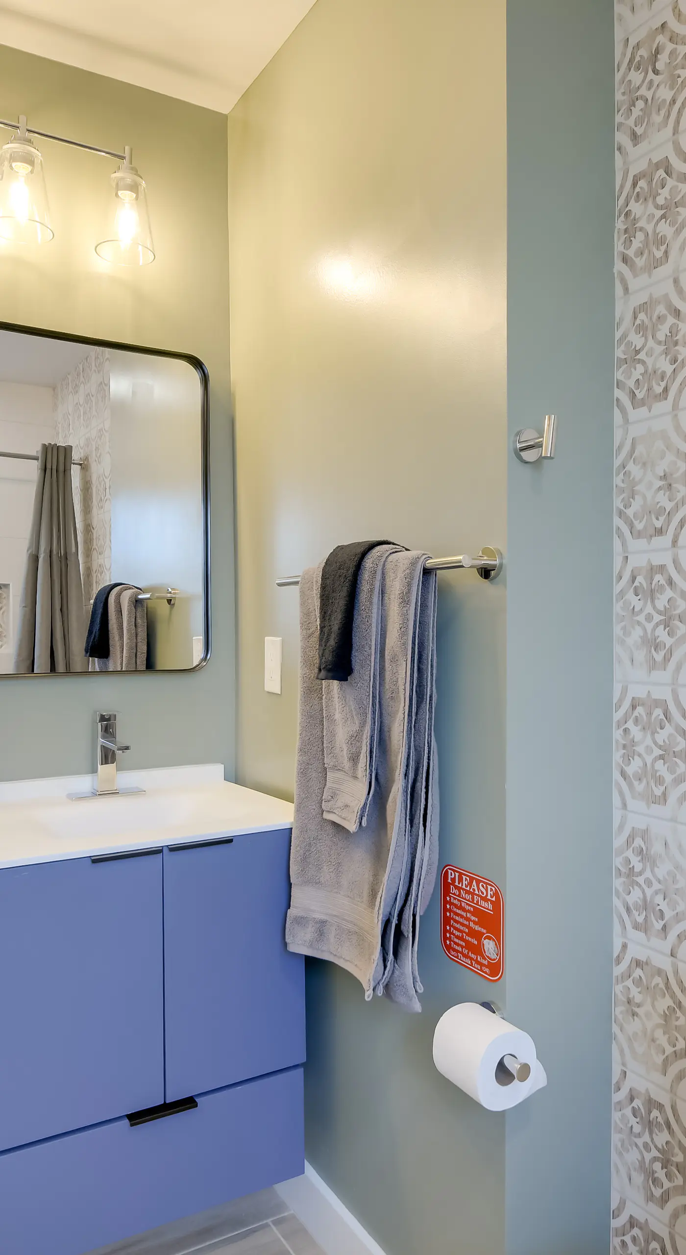 8 Mi to DC: Cheverly Apt w/ Easy Metro Access