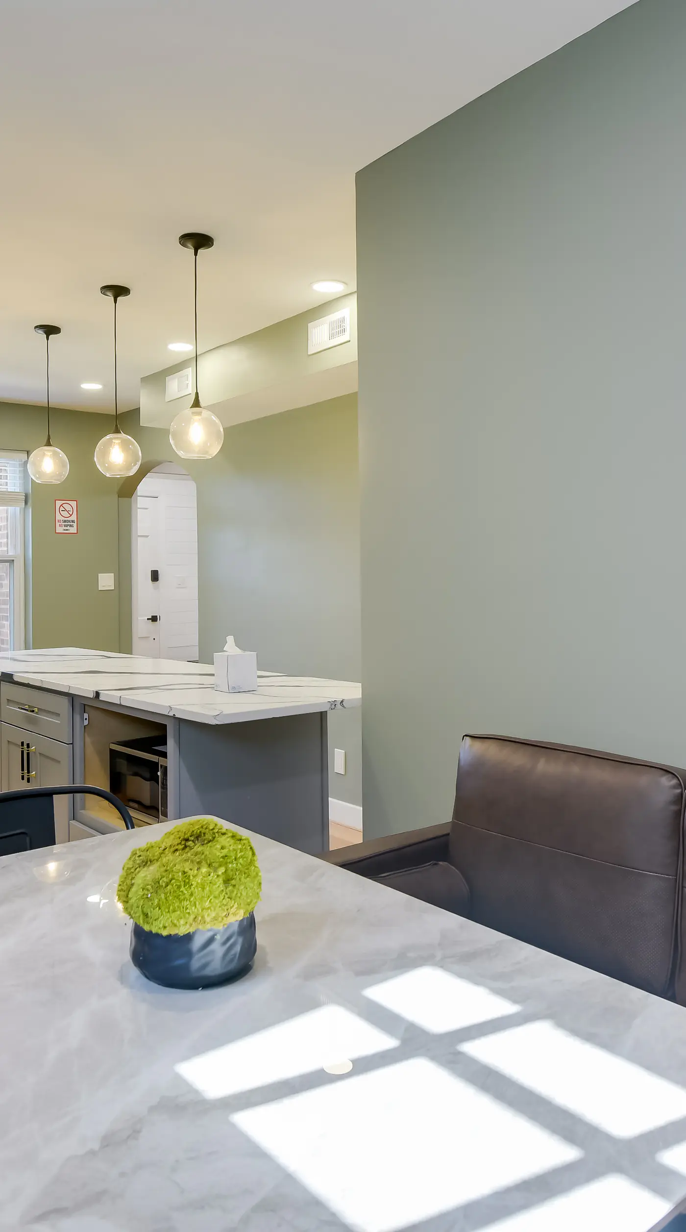 8 Mi to DC: Cheverly Apt w/ Easy Metro Access