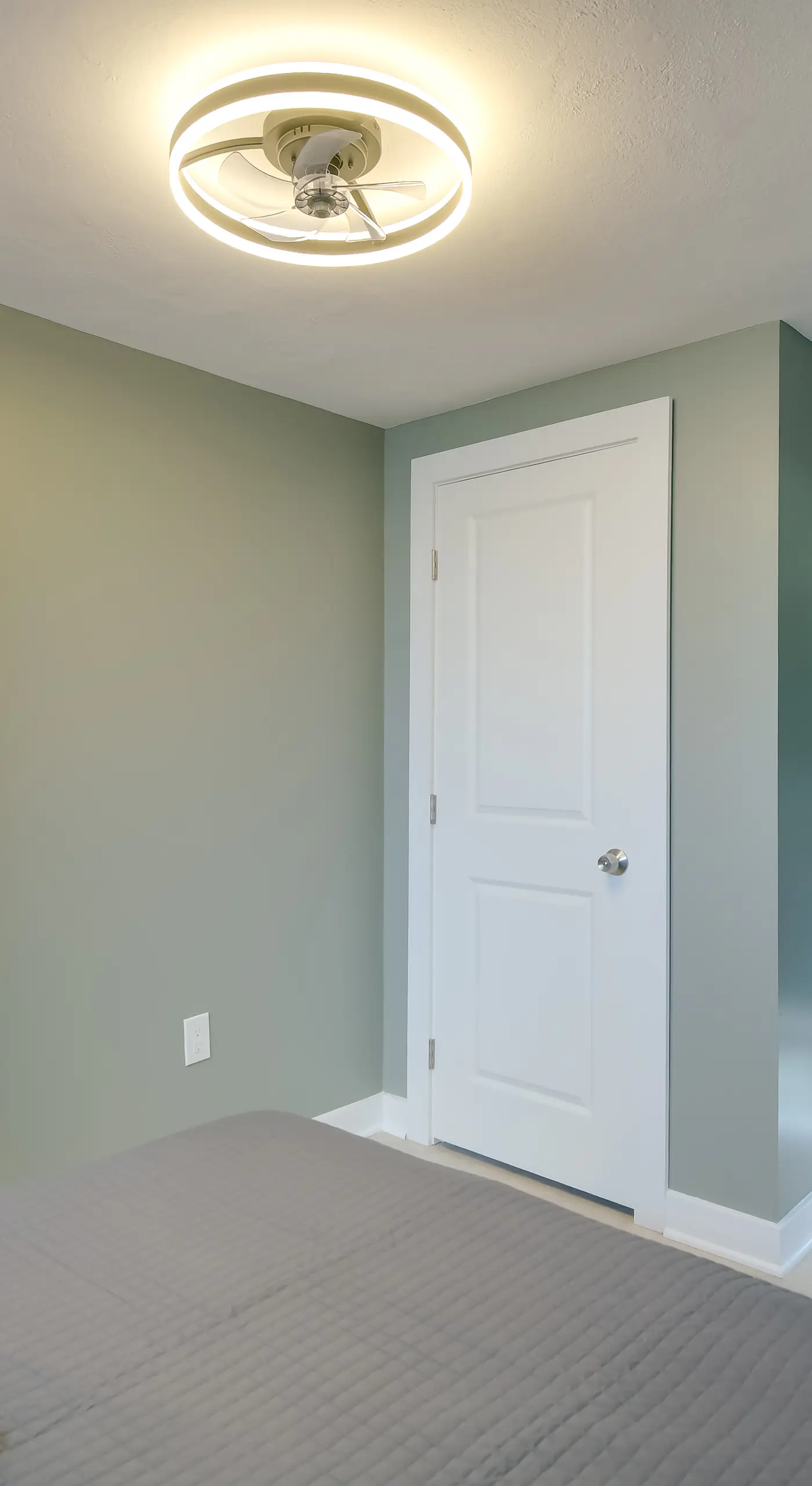 Work & Explore in DC! Cheverly Apt 1/2 Mi to Metro