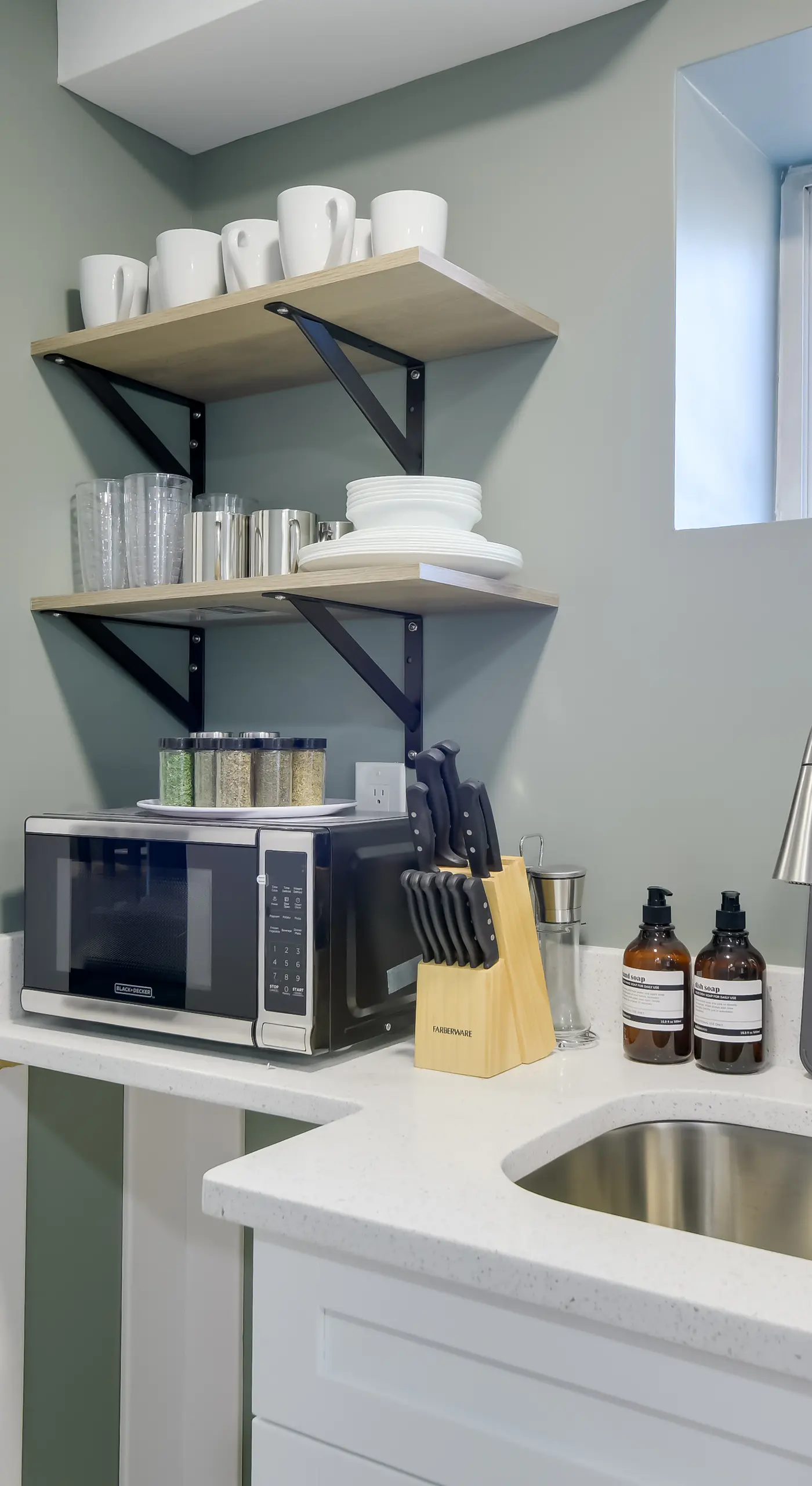 Work & Explore in DC! Cheverly Apt 1/2 Mi to Metro