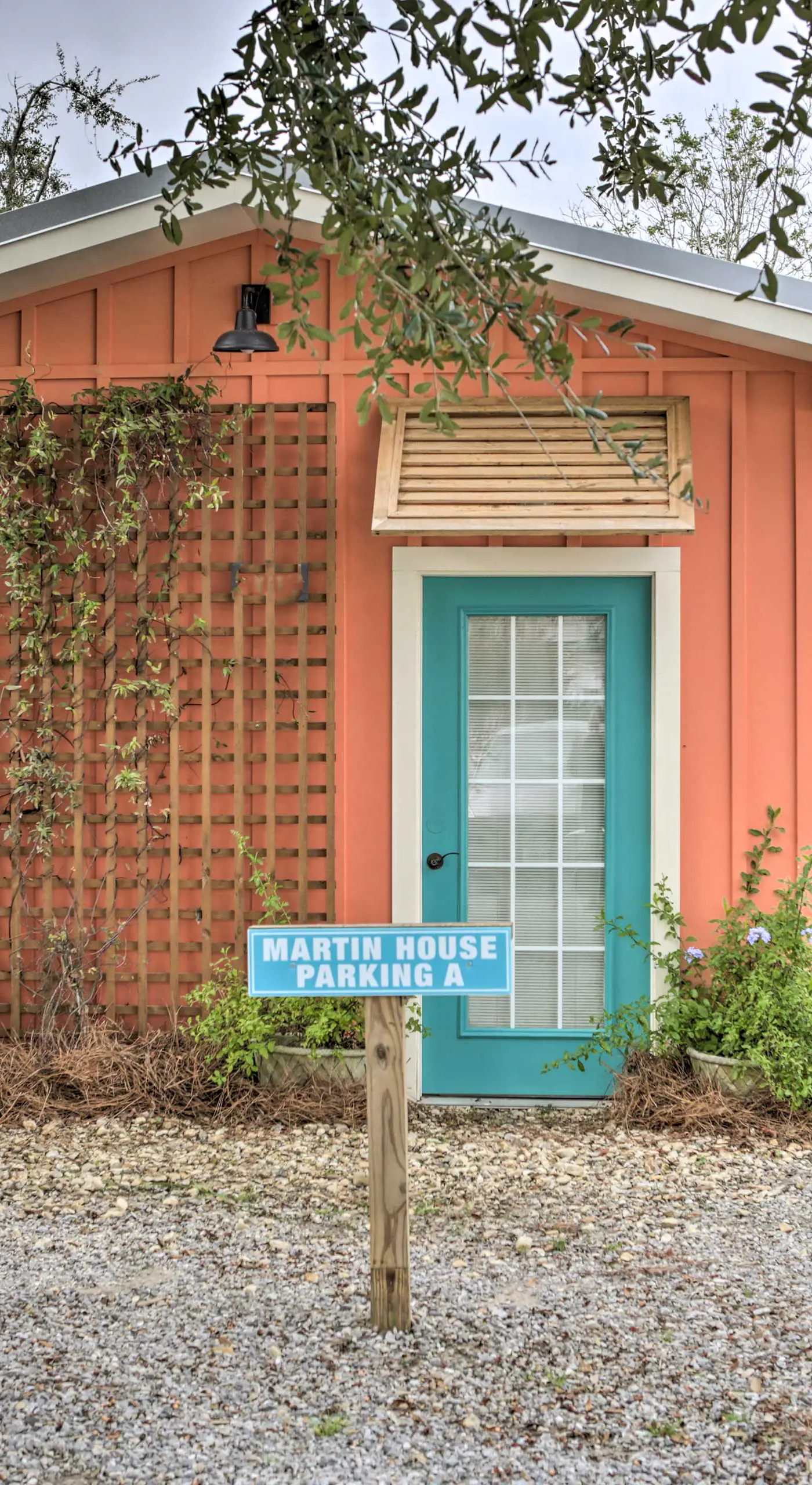 Old Town Getaway, Walk to Shopping, Dining, & Bay!