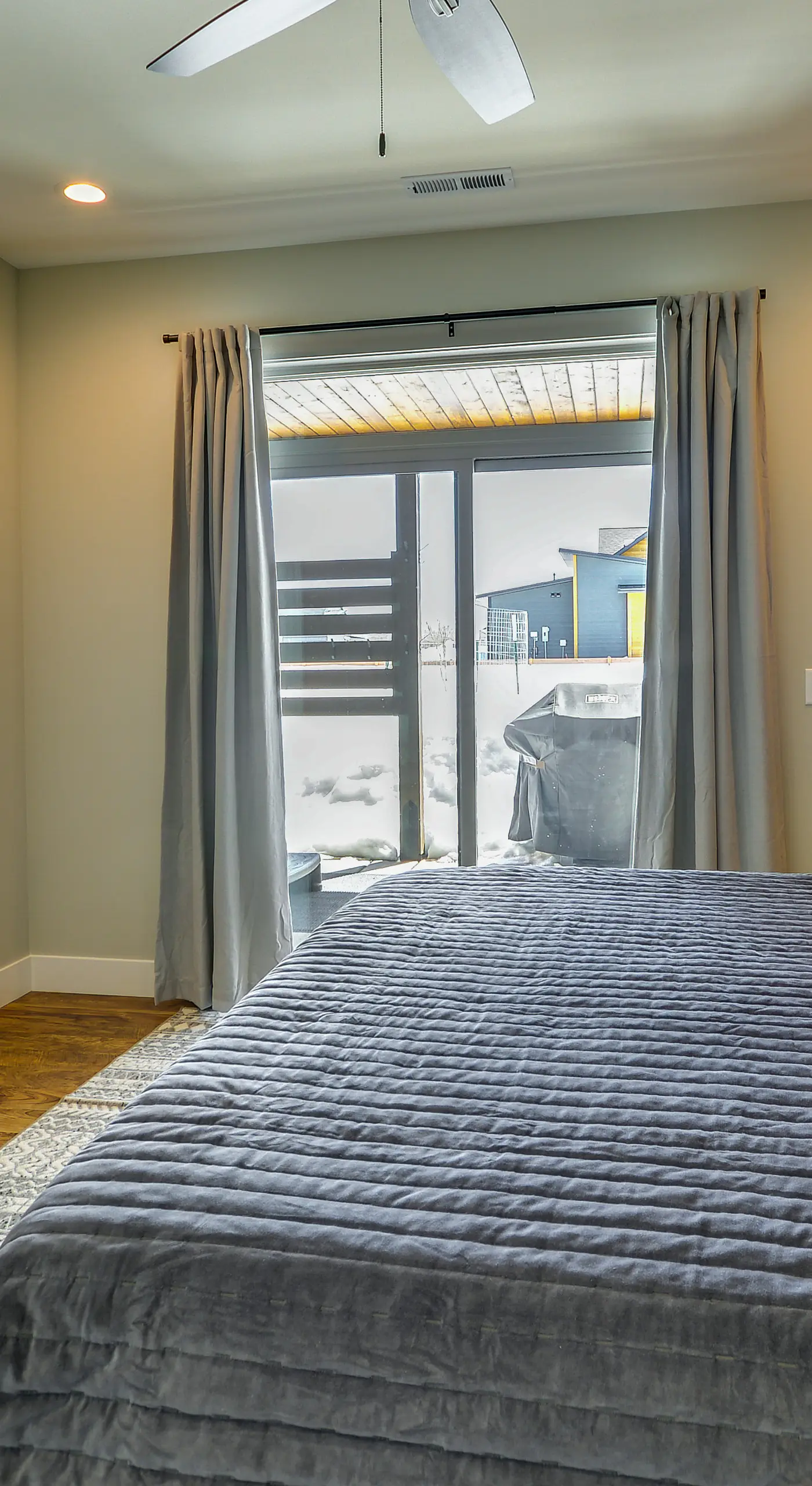 Stylish Montana Vacation Rental w/ Private Hot Tub