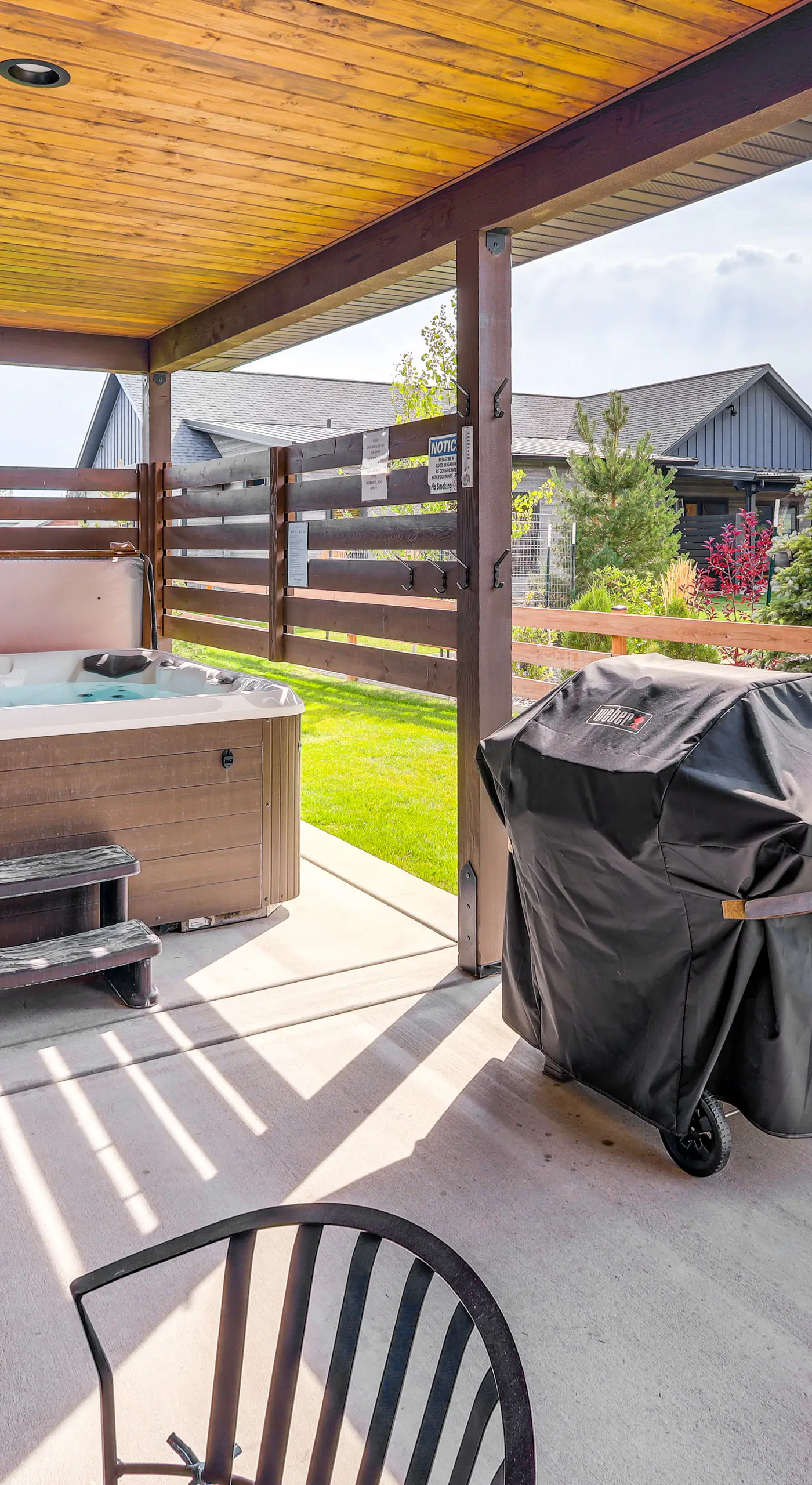 Stylish Montana Vacation Rental w/ Private Hot Tub