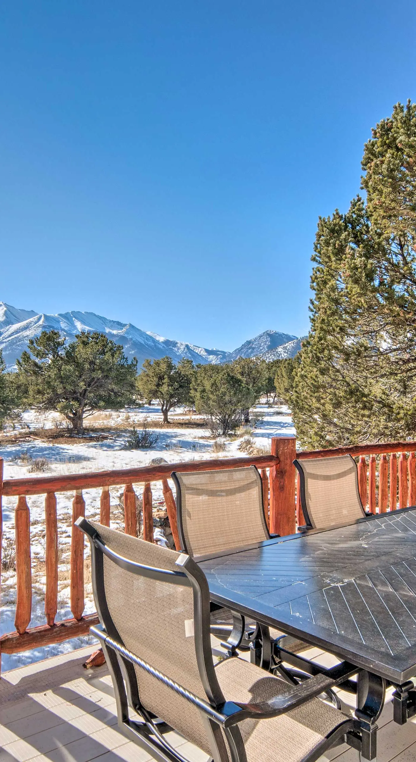 Buena Vista Oasis w/ Mtn Views, 3 Mi to Dtwn!