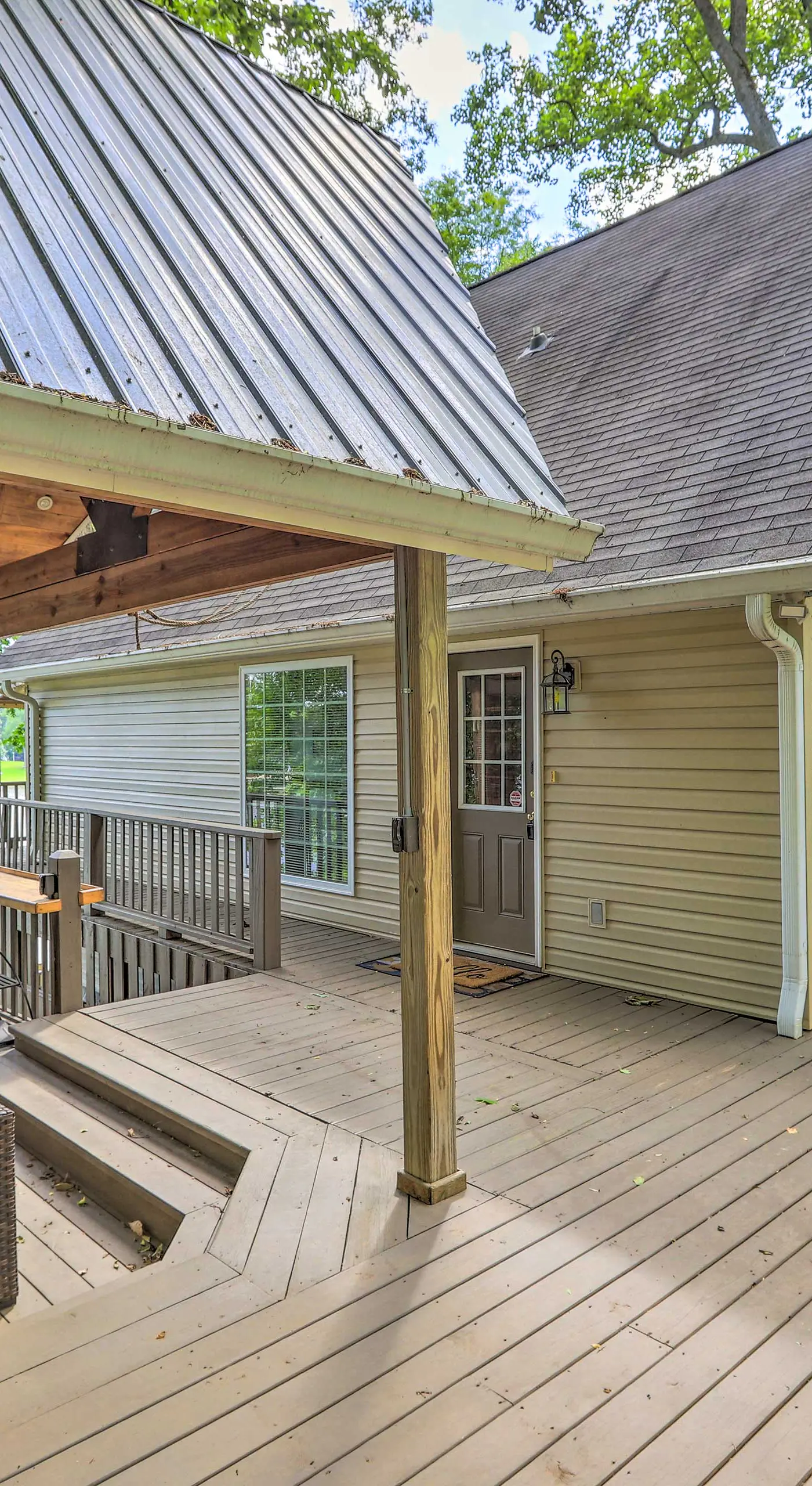 Lakefront Retreat w/ Deep Water + Great Views!