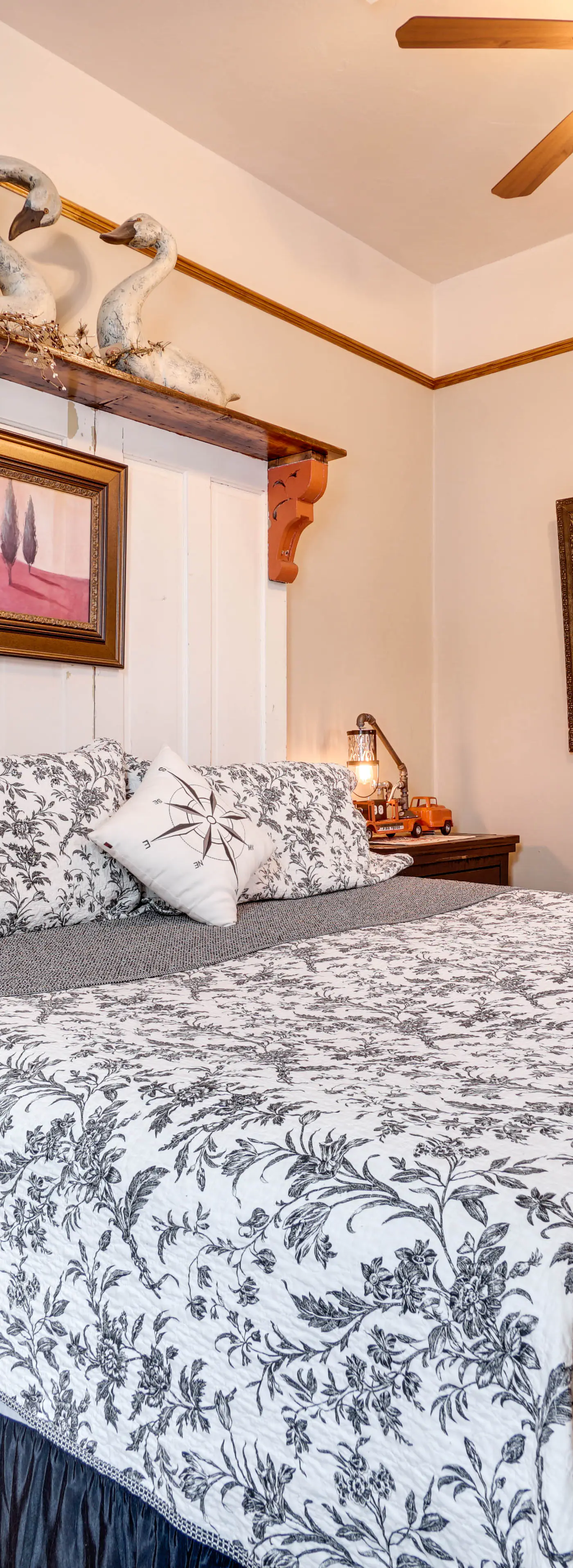 Vintage Downtown Laramie Apartment w/ Deck!
