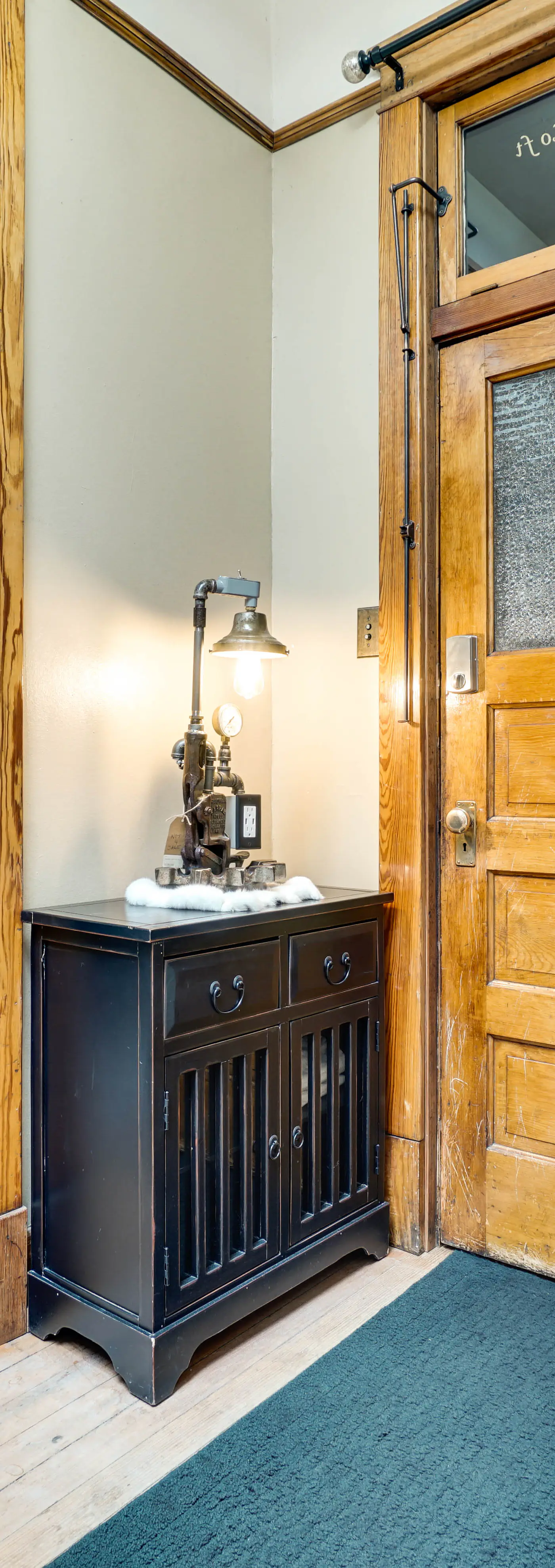 Vintage Downtown Laramie Apartment w/ Deck!