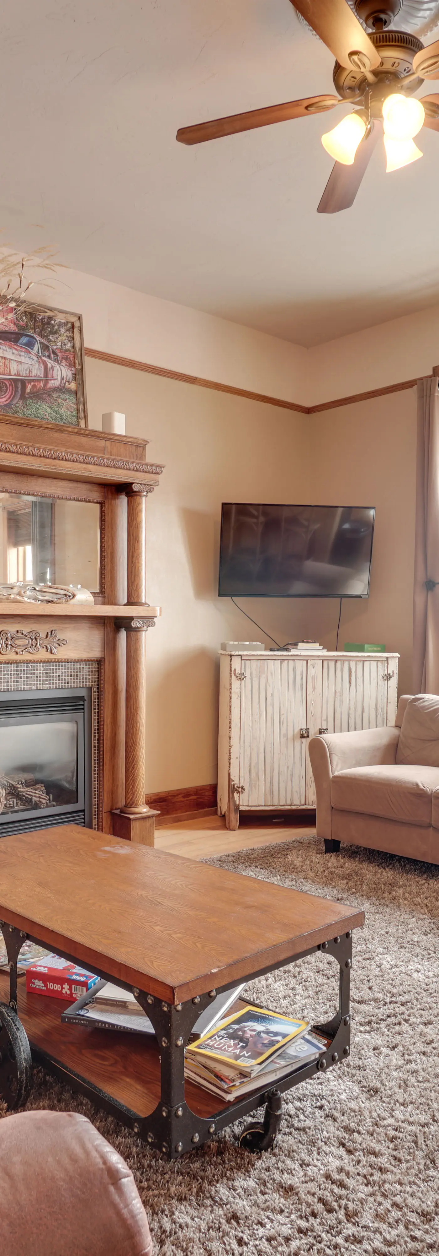 Vintage Downtown Laramie Apartment w/ Deck!