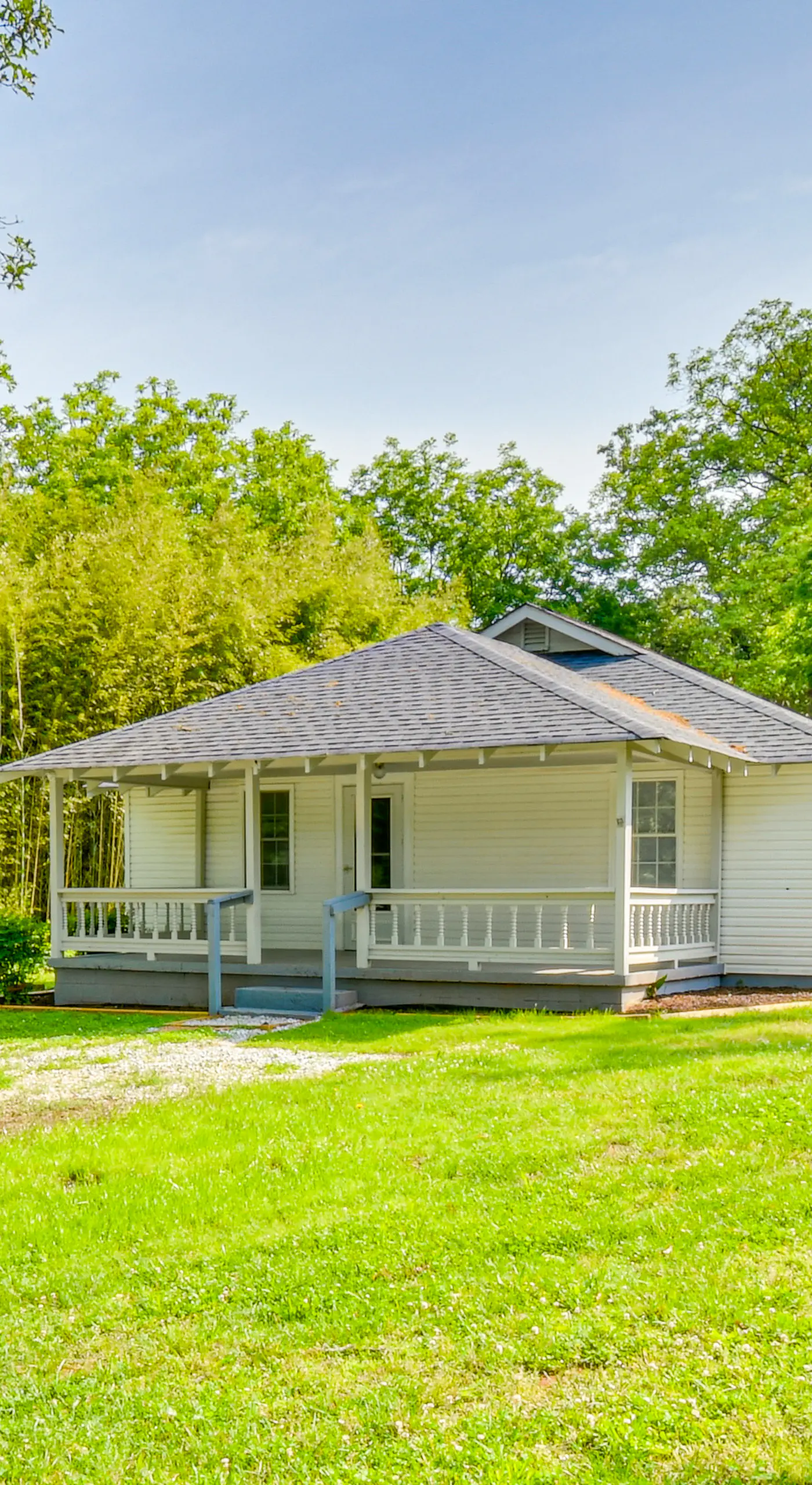 Seneca Vacation Rental w/ Grill Near Lake Hartwell