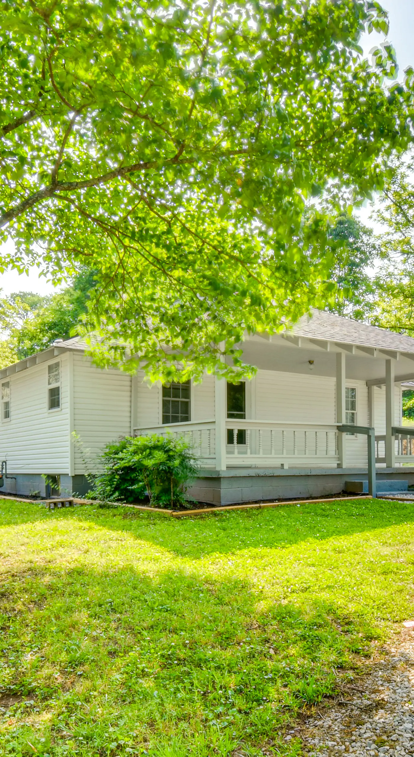 Seneca Vacation Rental w/ Grill Near Lake Hartwell