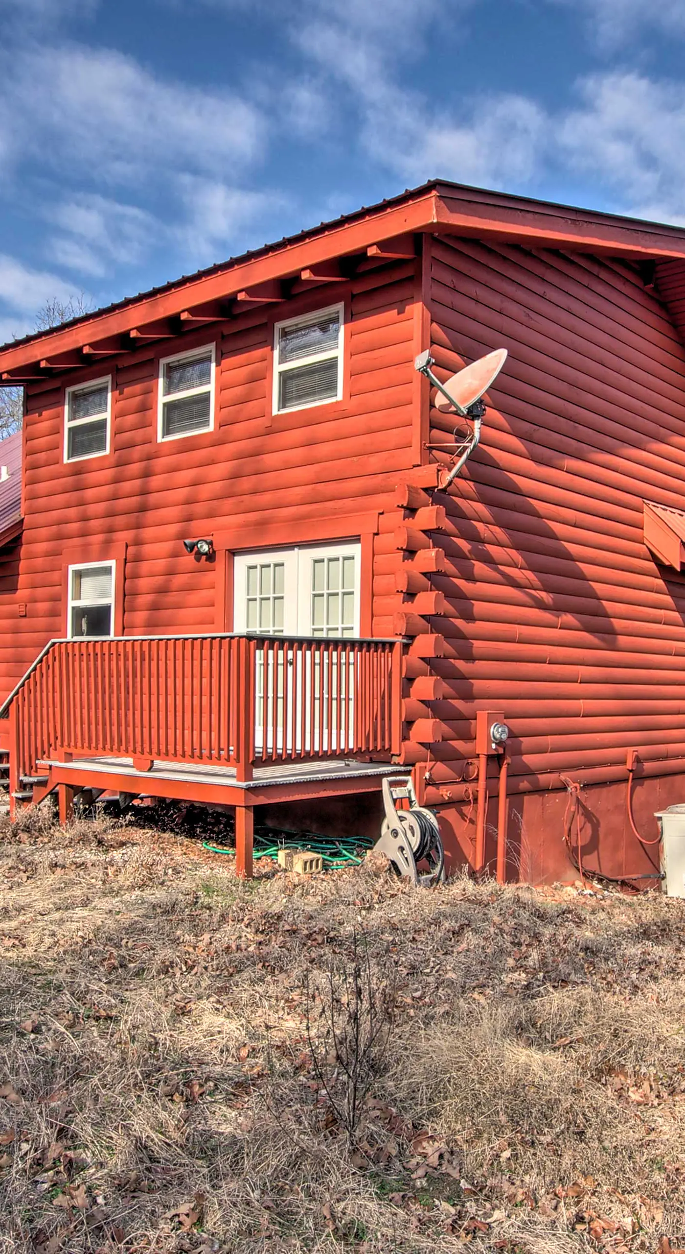 Large Cabin w/ Deck Overlooking Norfork Lake!