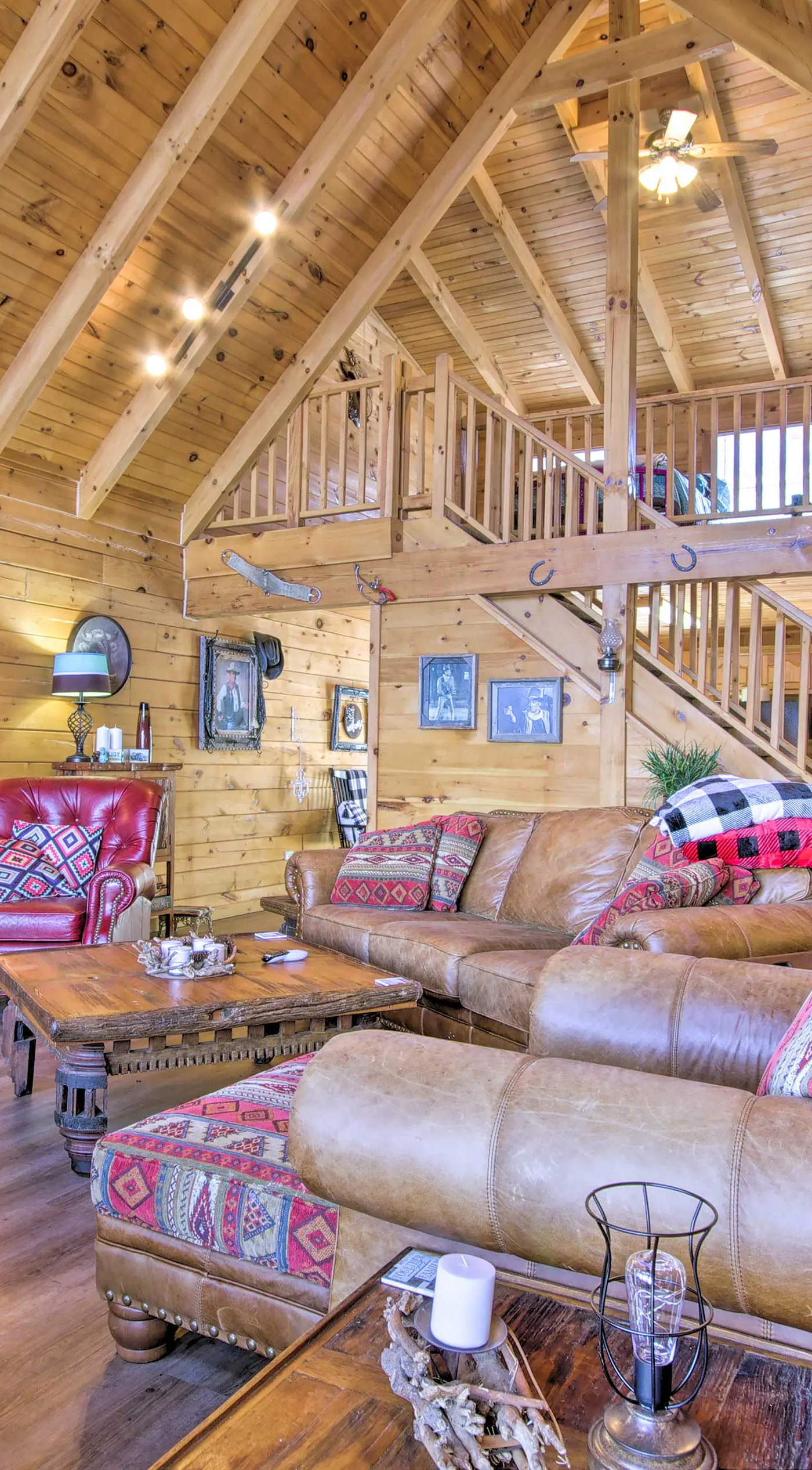 Large Cabin w/ Deck Overlooking Norfork Lake!