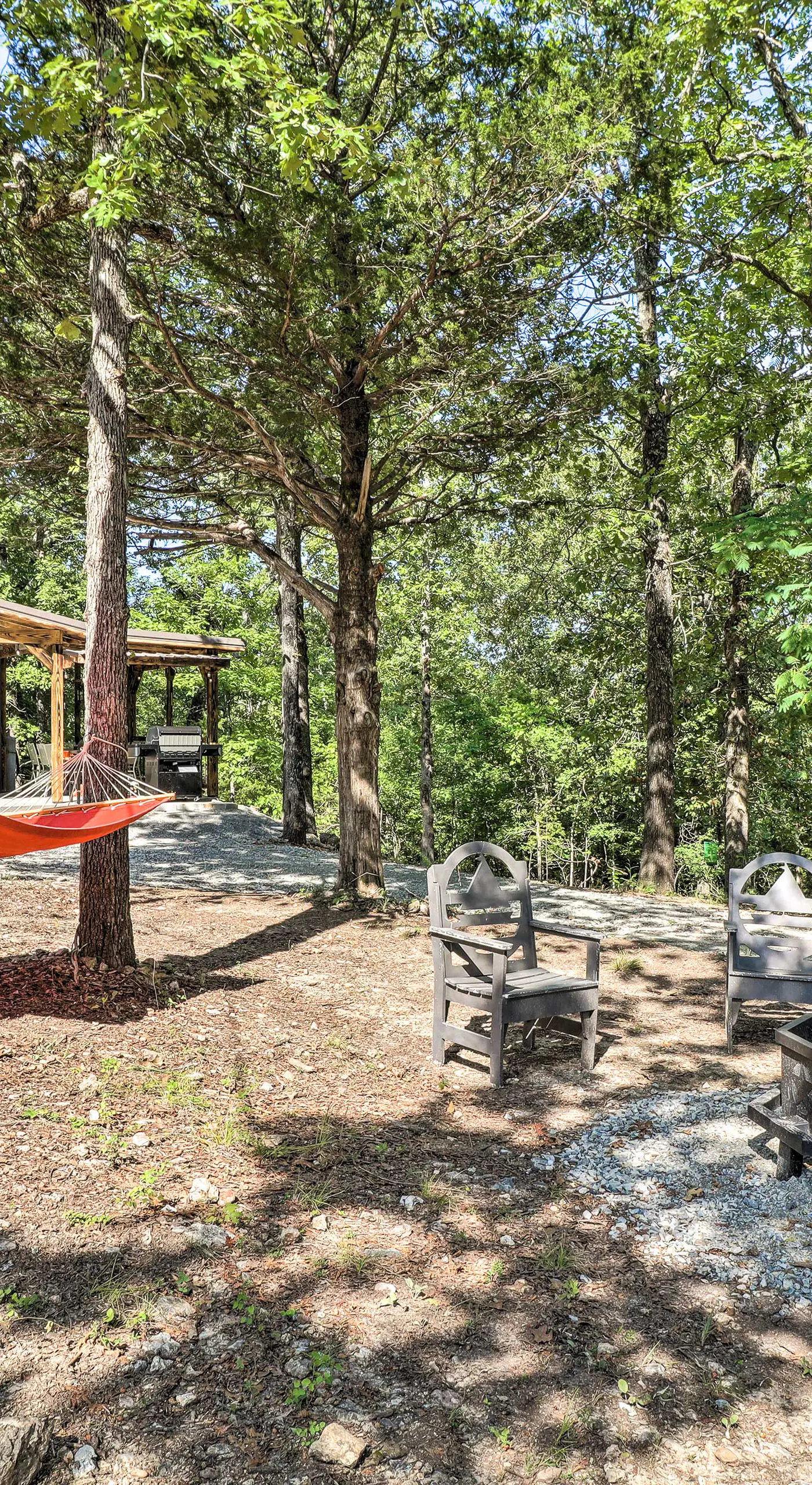 Remodeled Cabin w/ Fire Pit on Norfork Lake!