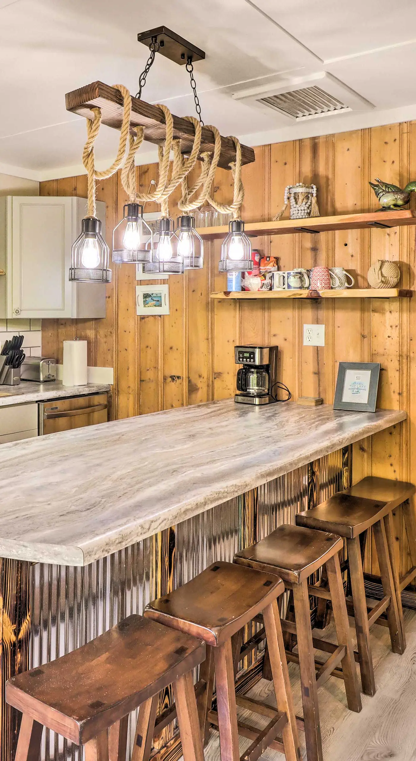 Remodeled Cabin w/ Fire Pit on Norfork Lake!