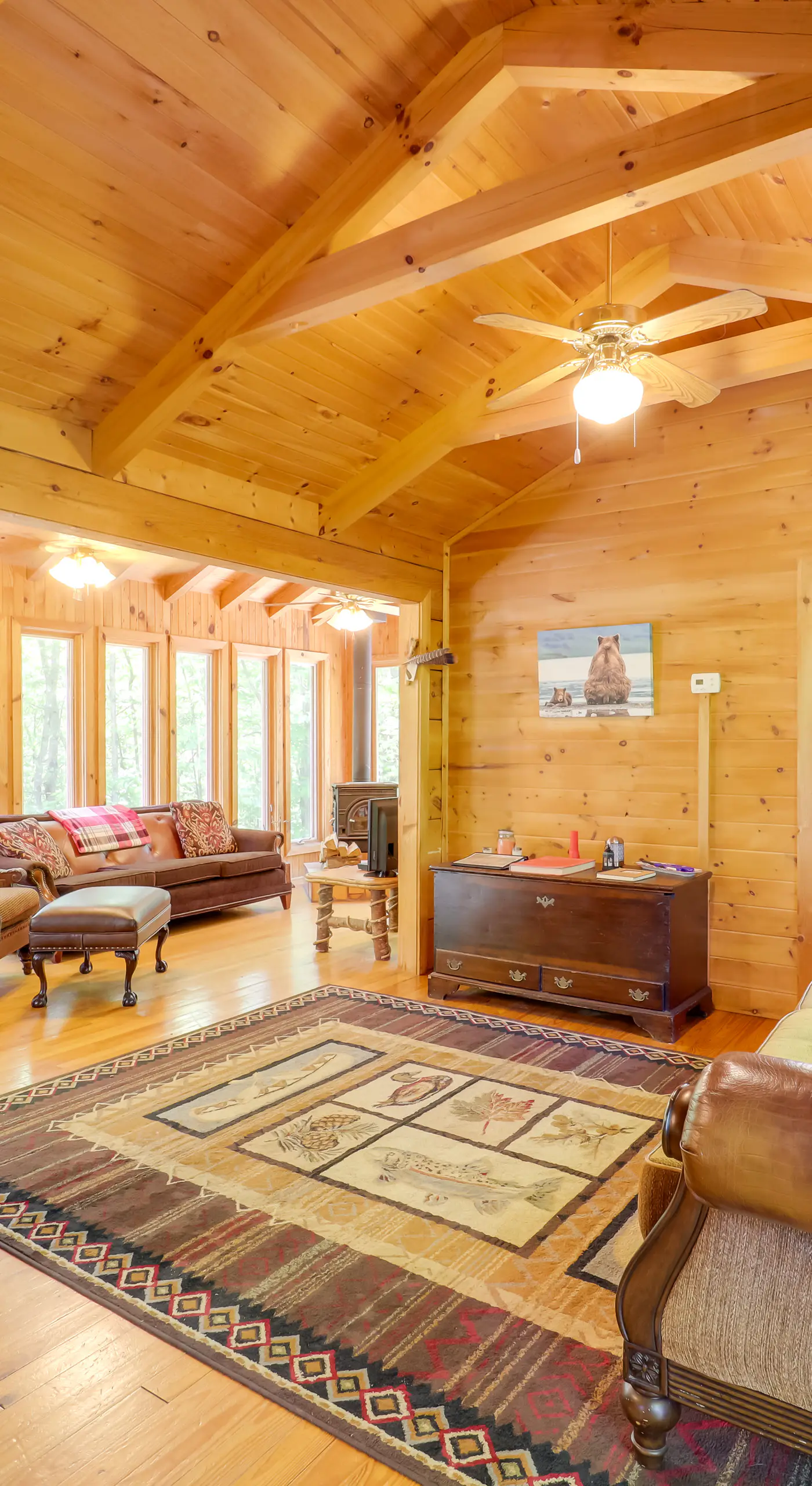 Near Hiking! Couple's Retreat w/ Hot Tub in Marion