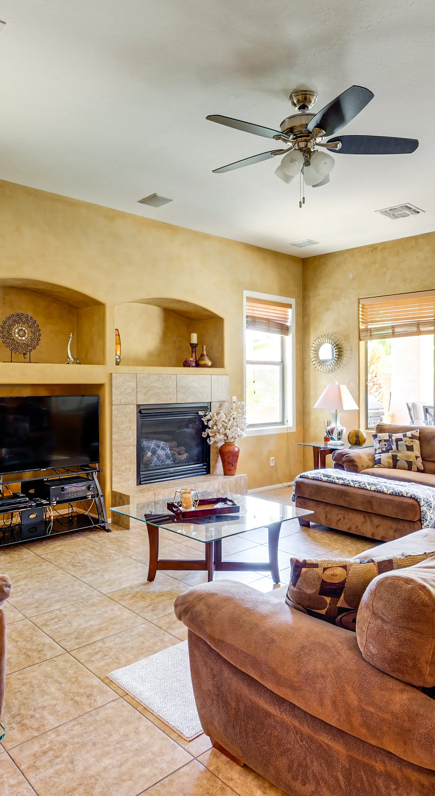 Private Hot Tub: Pet-Friendly Maricopa Escape!