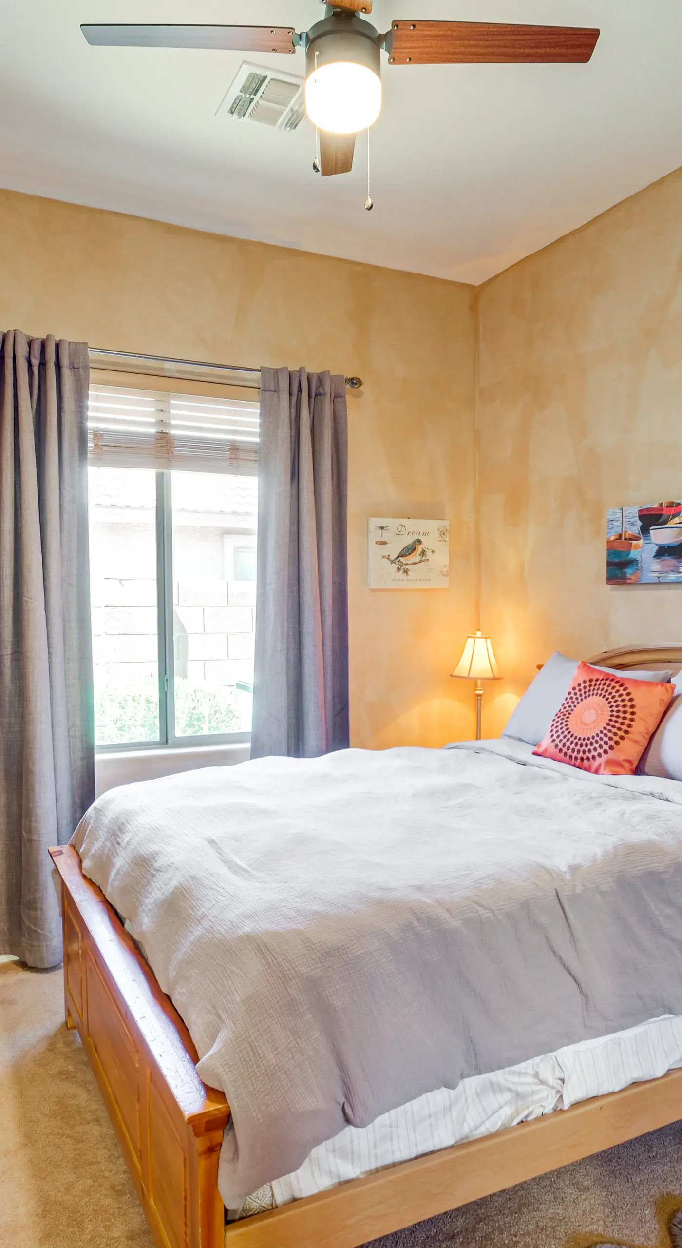 Private Hot Tub: Pet-Friendly Maricopa Escape!