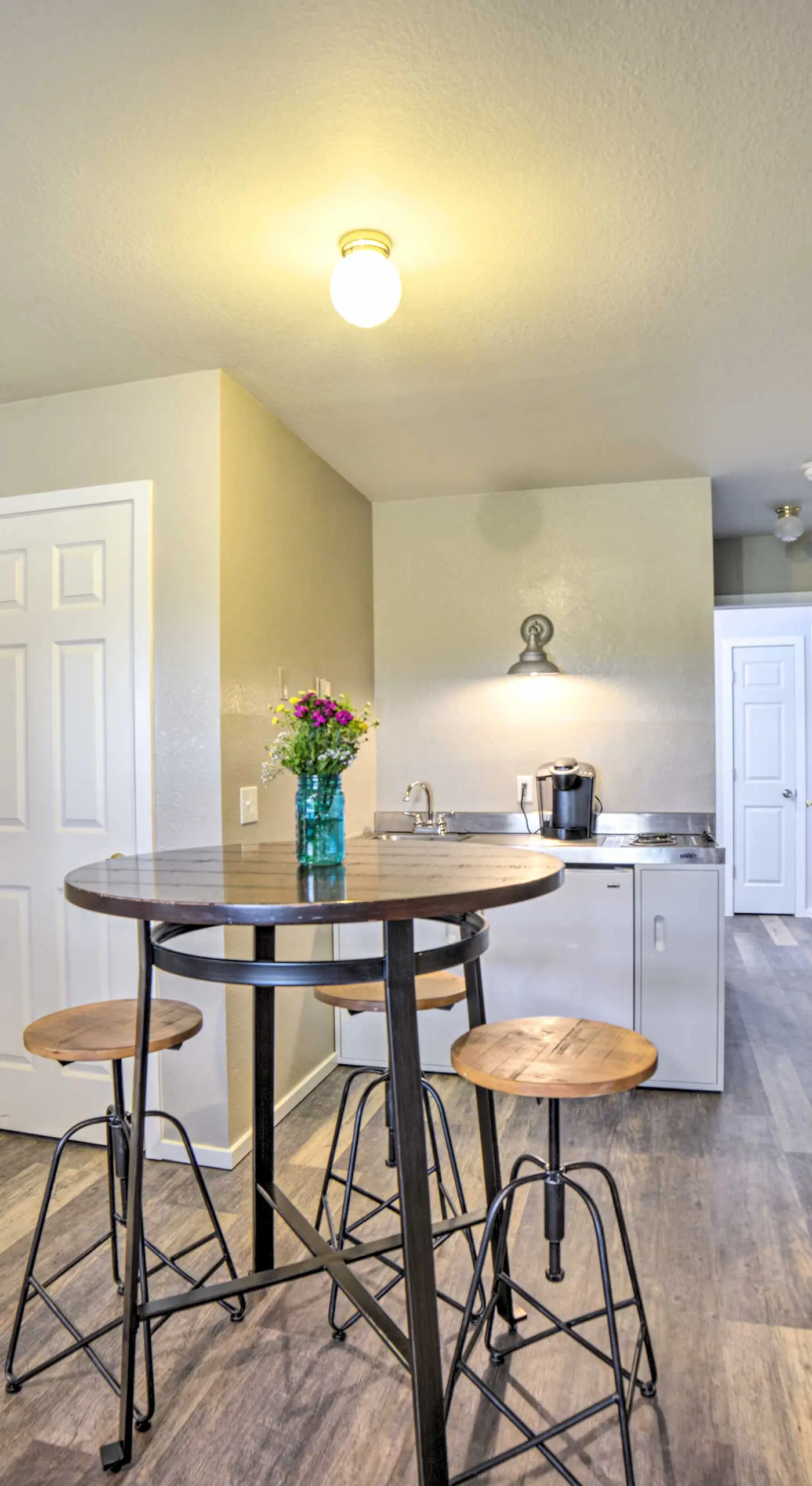 Walkout Apartment w/ Mtn View on Cortez Ranch