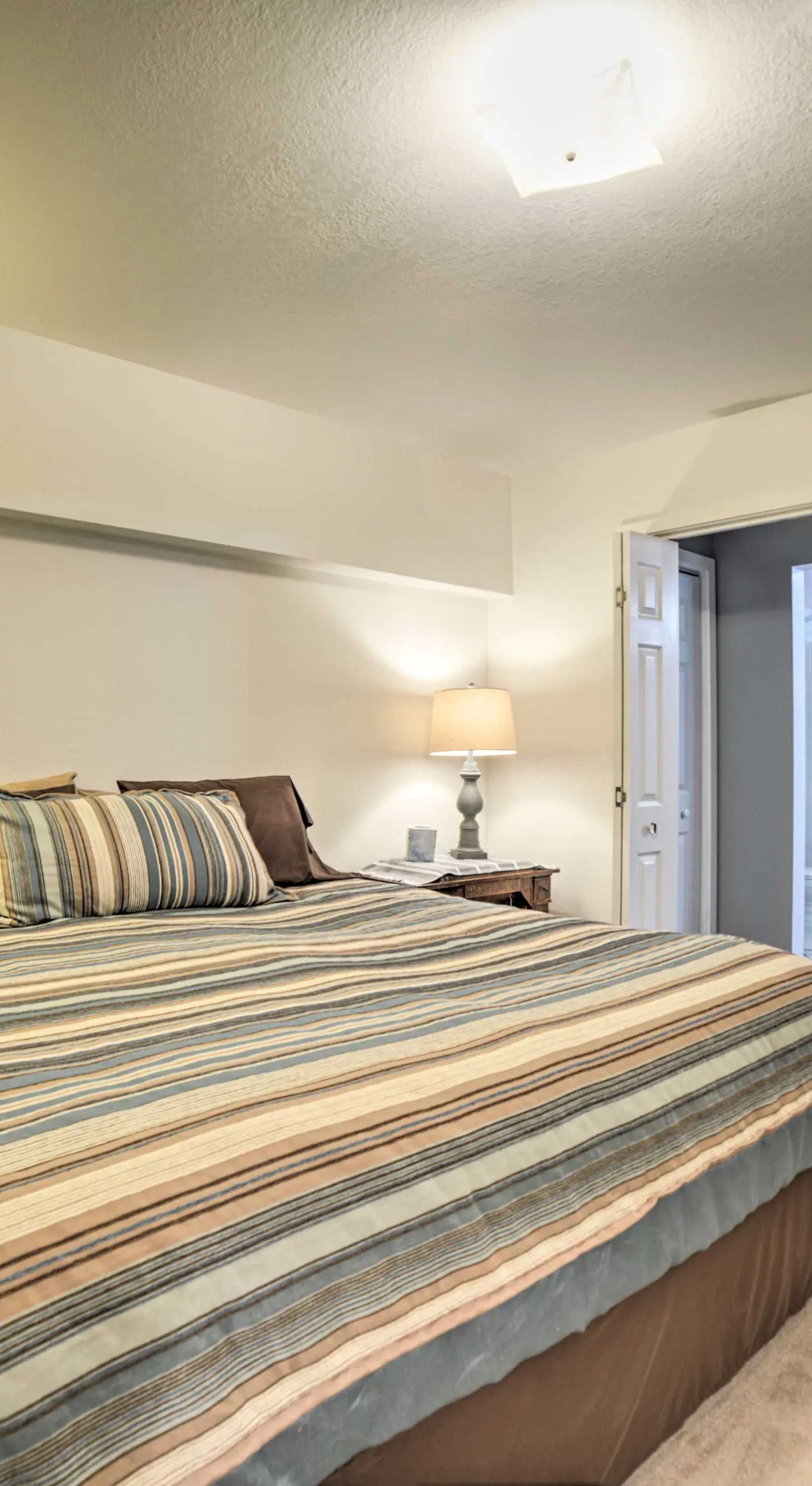 Walkout Apartment w/ Mtn View on Cortez Ranch
