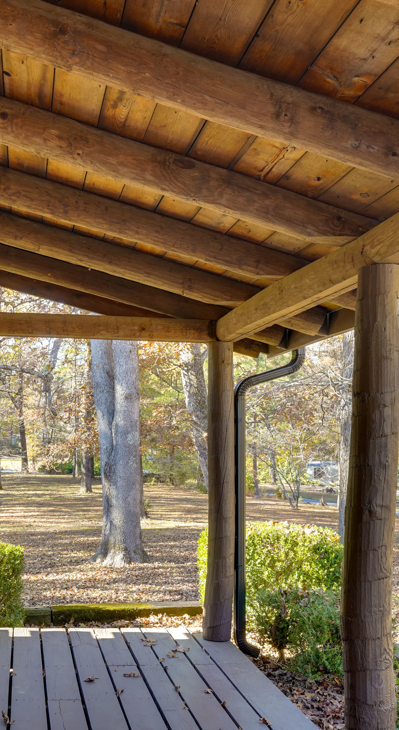 Kentucky Lake Access! Family Log Cabin w/ Deck