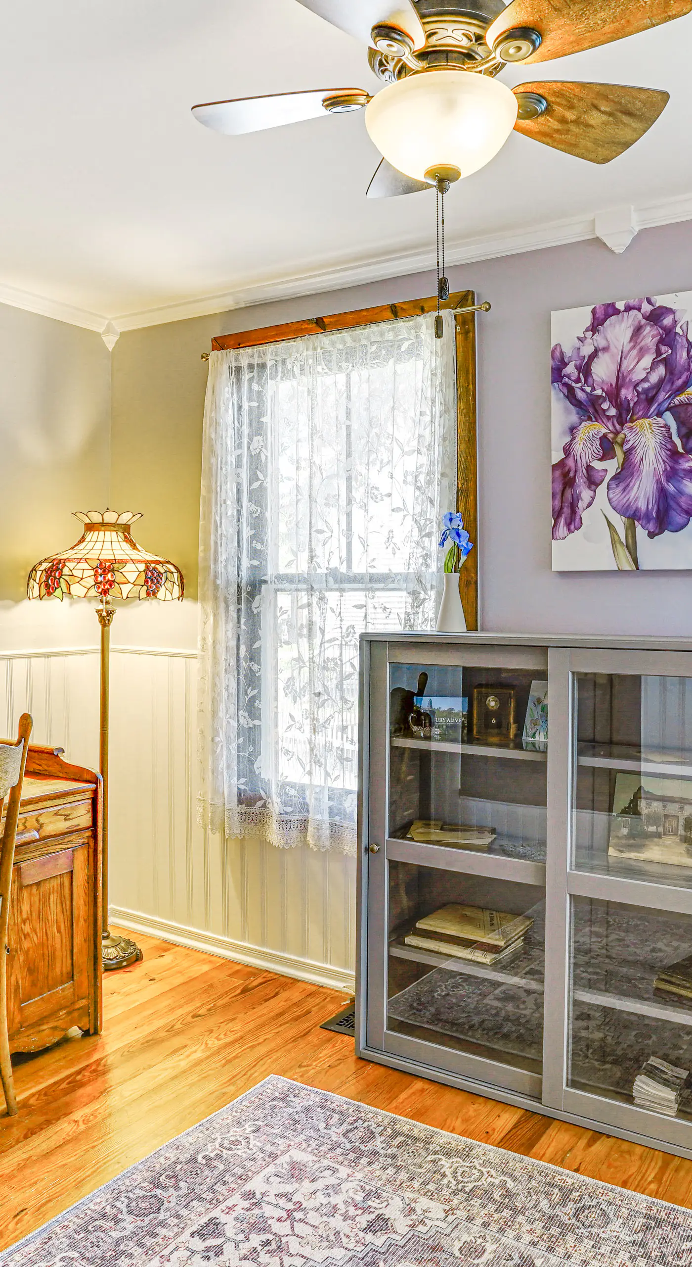 Granbury Home w/ Fire Pit, Walk to The Square!