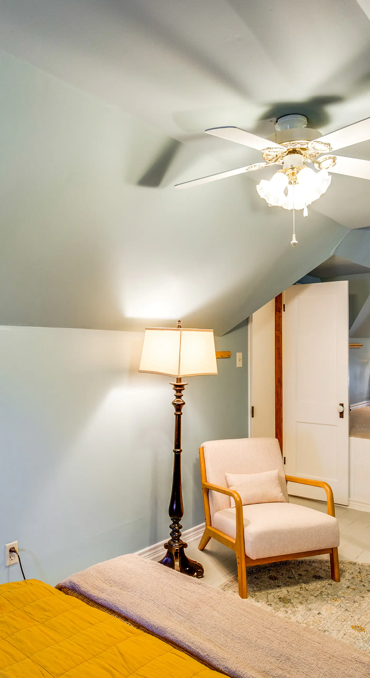 Granbury Home w/ Fire Pit, Walk to The Square!