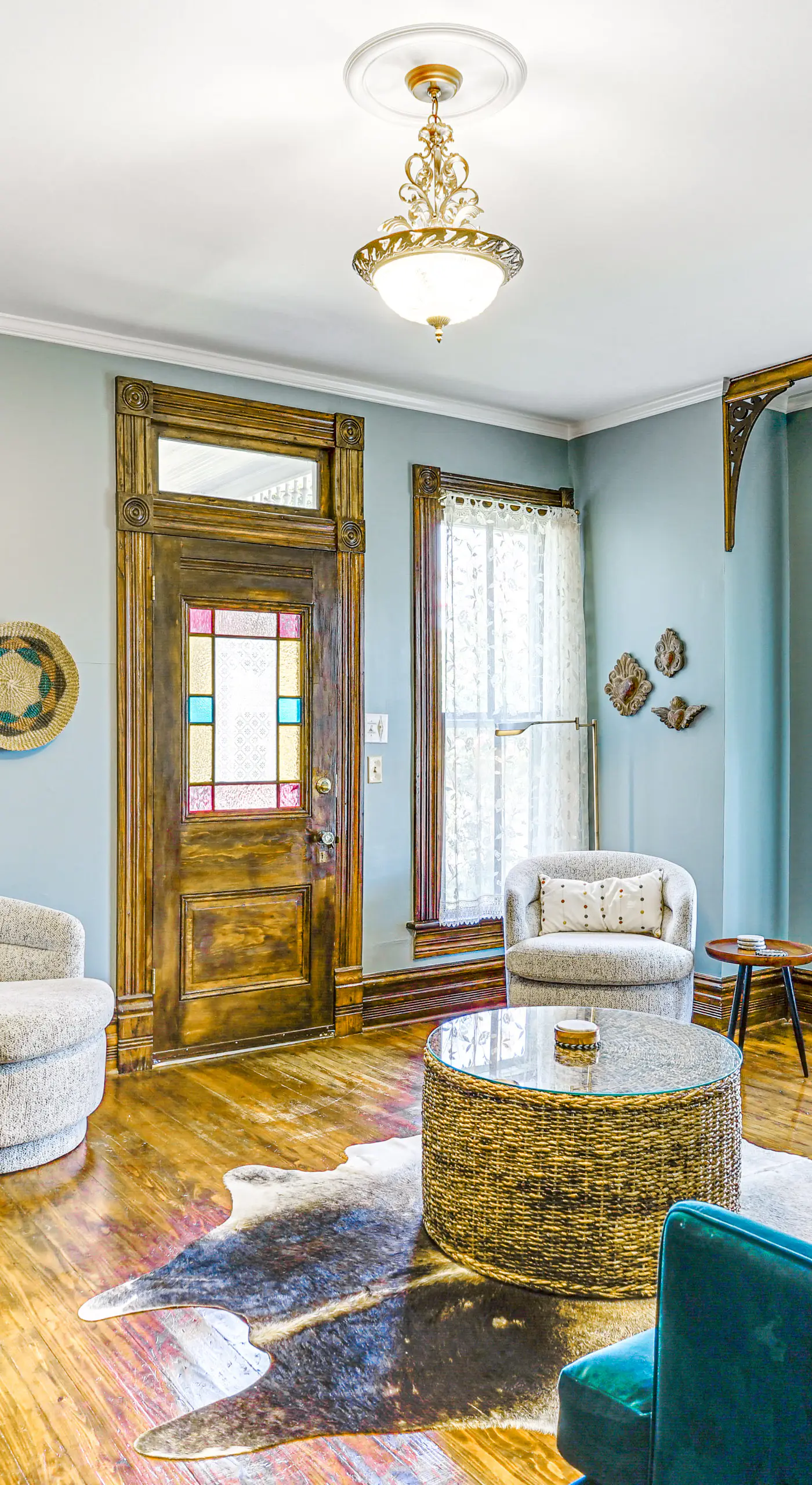 Granbury Home w/ Fire Pit, Walk to The Square!