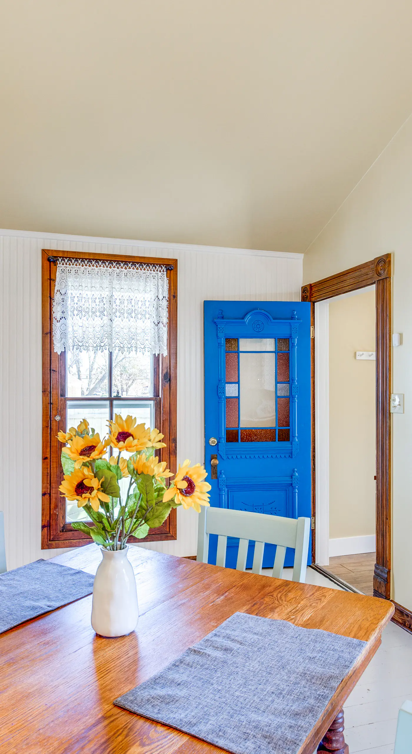 Granbury Home w/ Fire Pit, Walk to The Square!