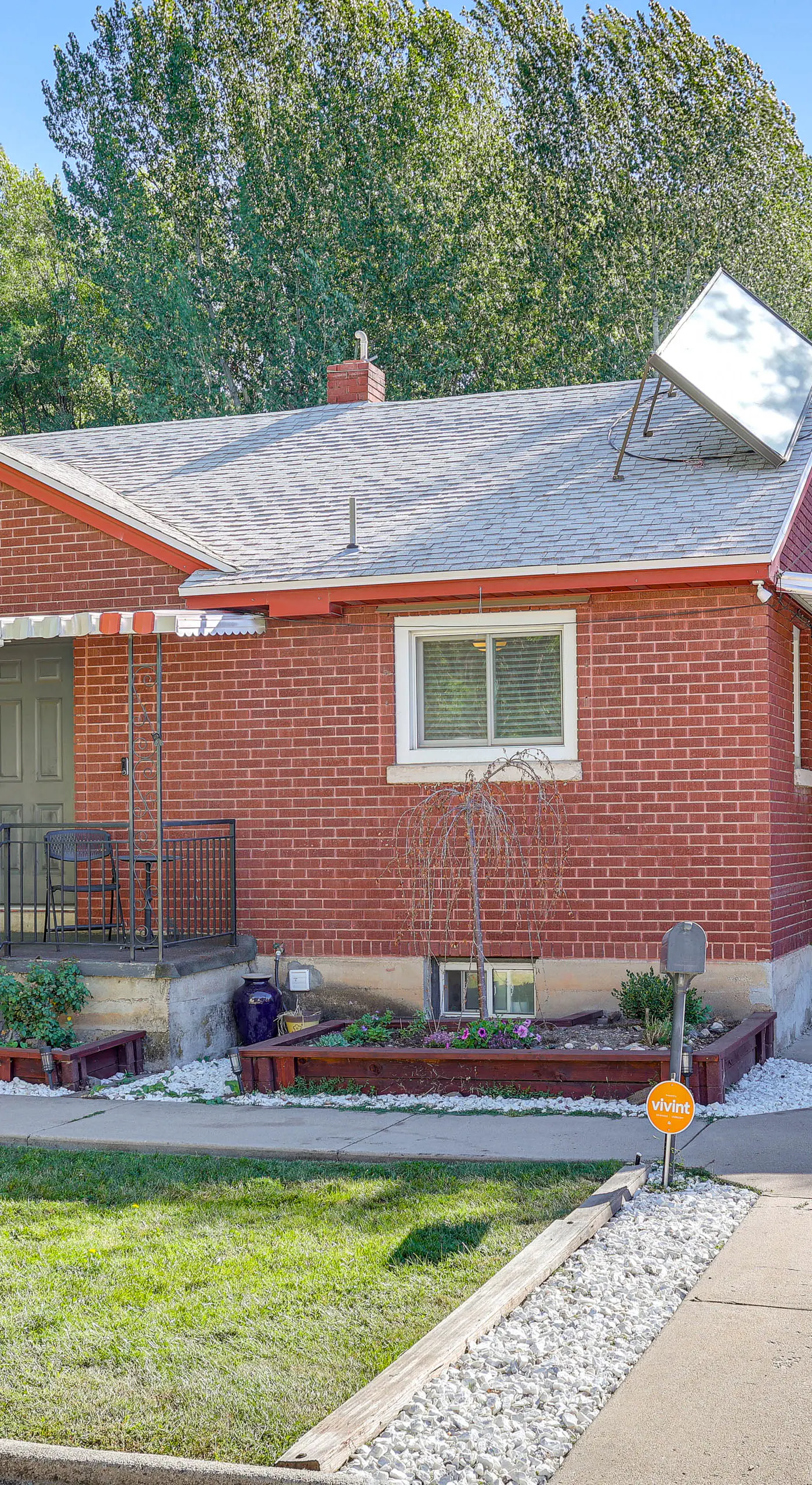 Apt 3 Mi to Dtwn Ogden! Pet-Friendly Backyard