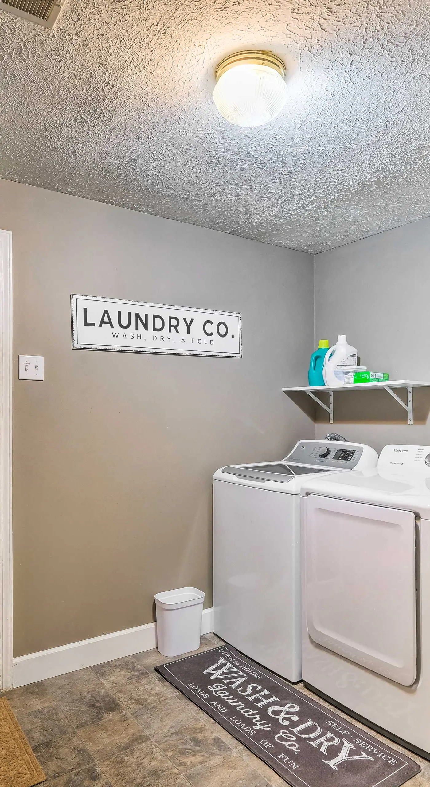Pet-Friendly Clarksville Home w/ Central A/C