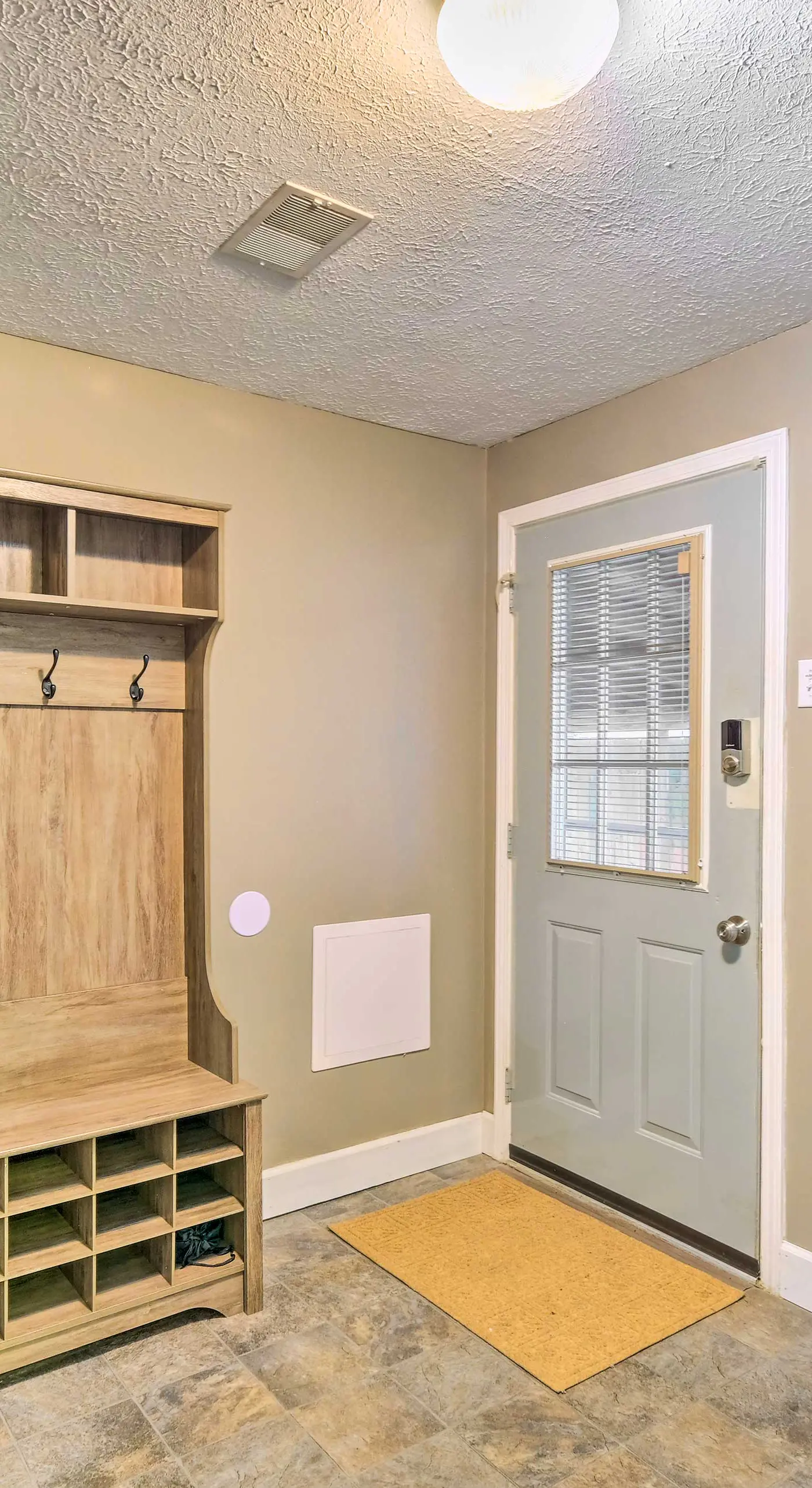 Pet-Friendly Clarksville Home w/ Central A/C