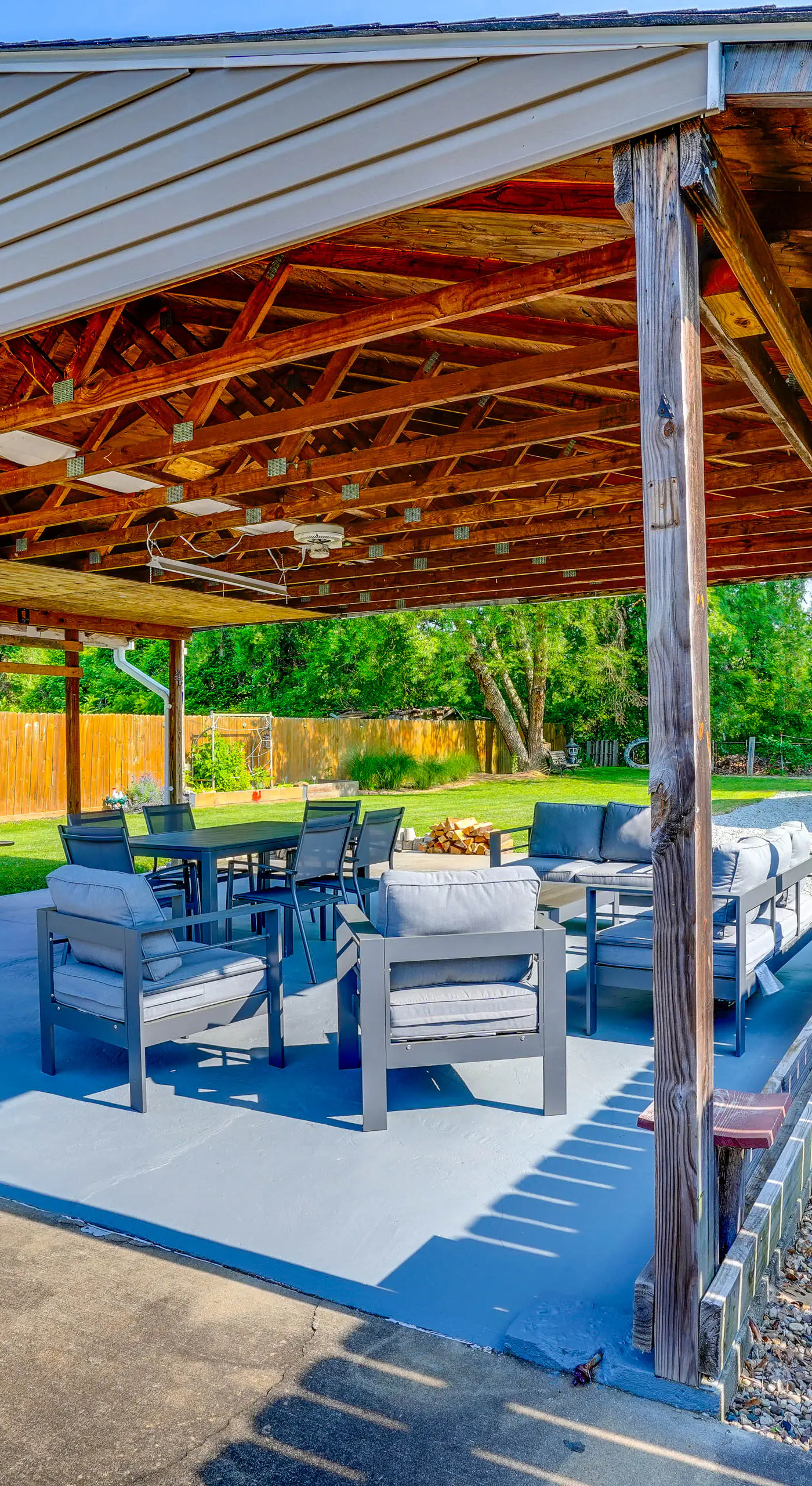 Pet-Friendly Clarksville Home w/ Central A/C