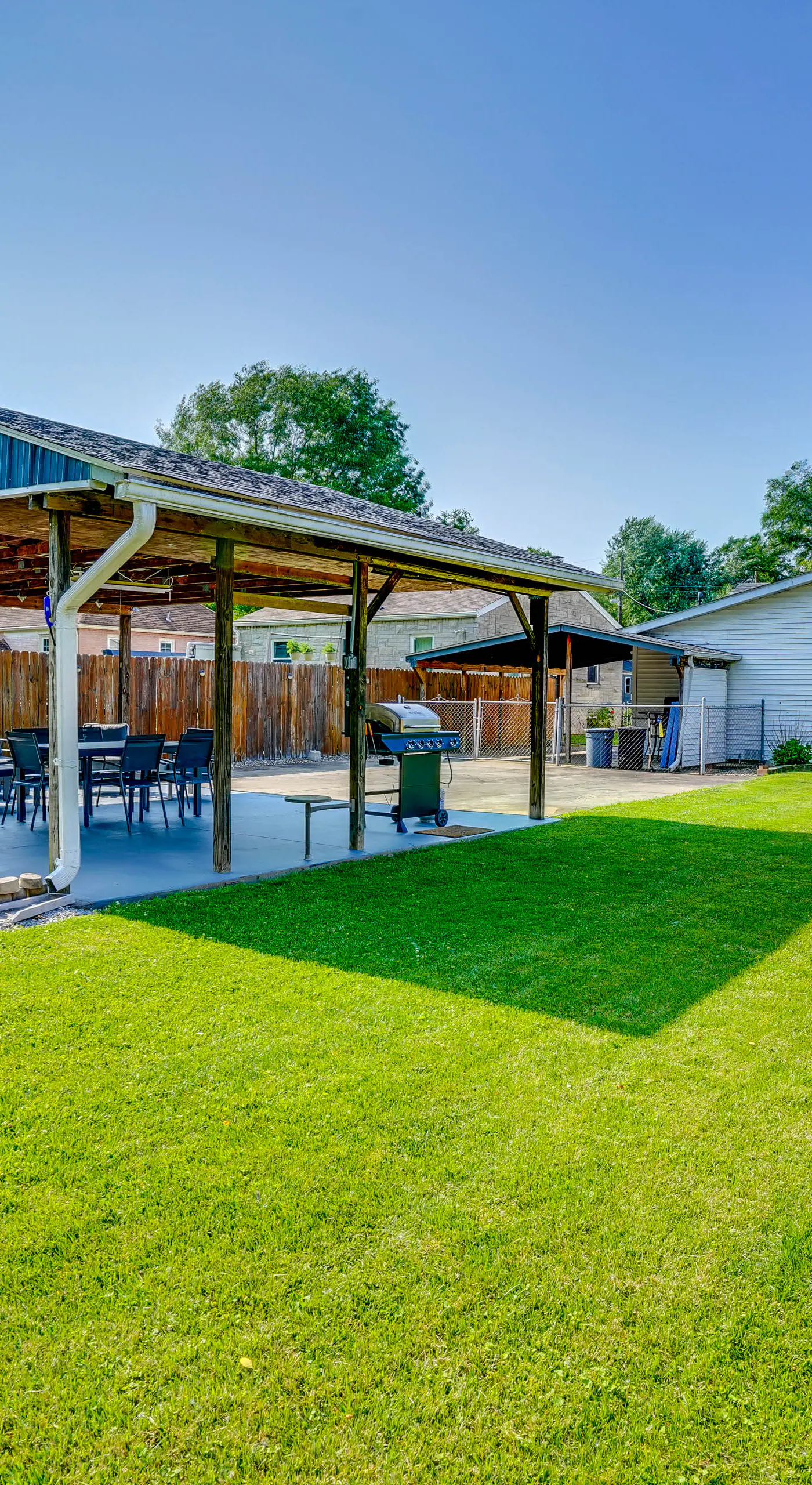 Pet-Friendly Clarksville Home w/ Central A/C