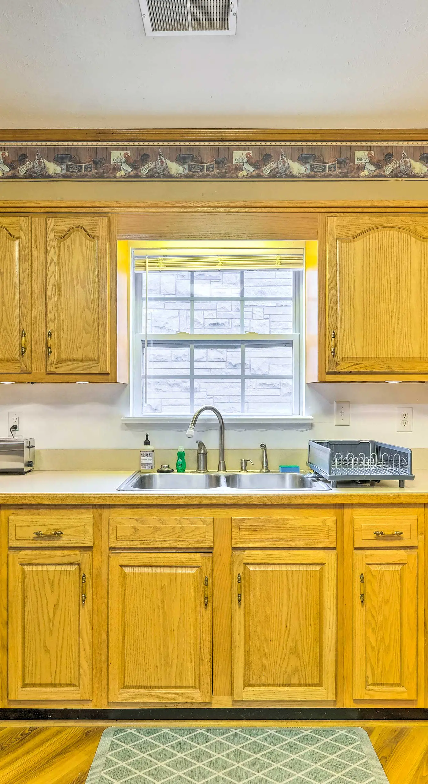 Pet-Friendly Clarksville Home w/ Central A/C