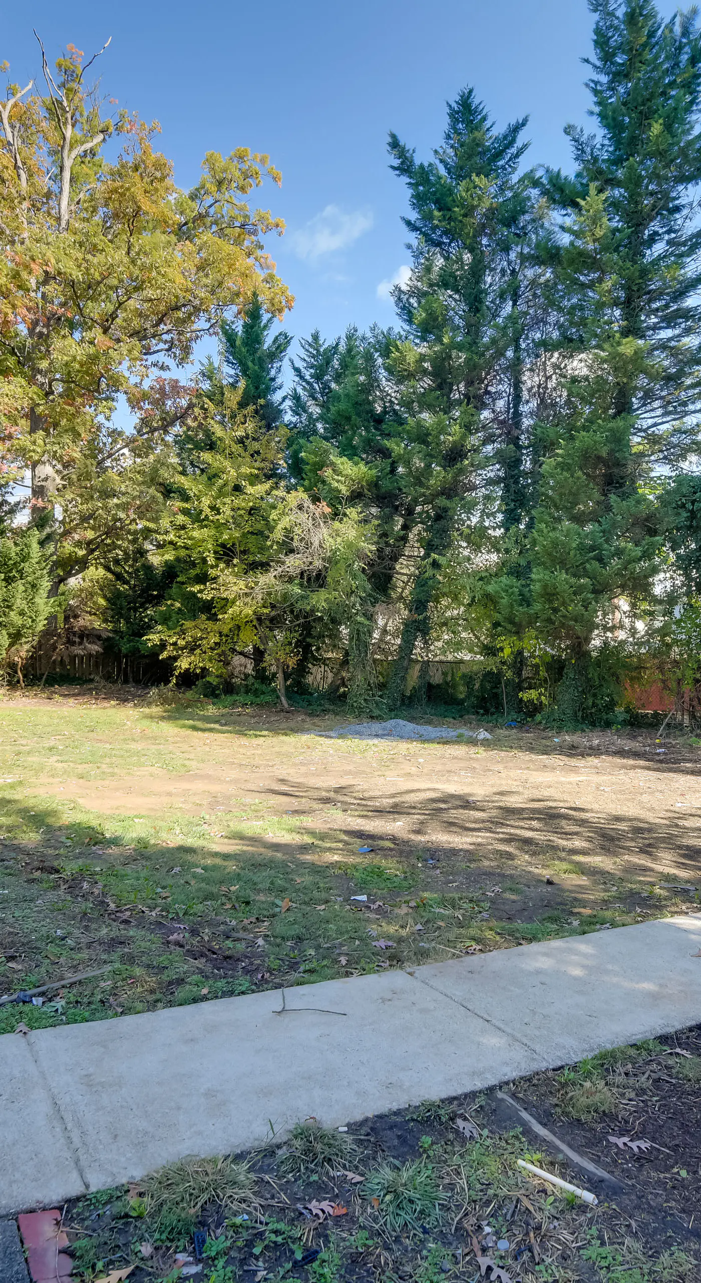 Walk to Metro Station! Cheverly Apt 8 Mi to DC