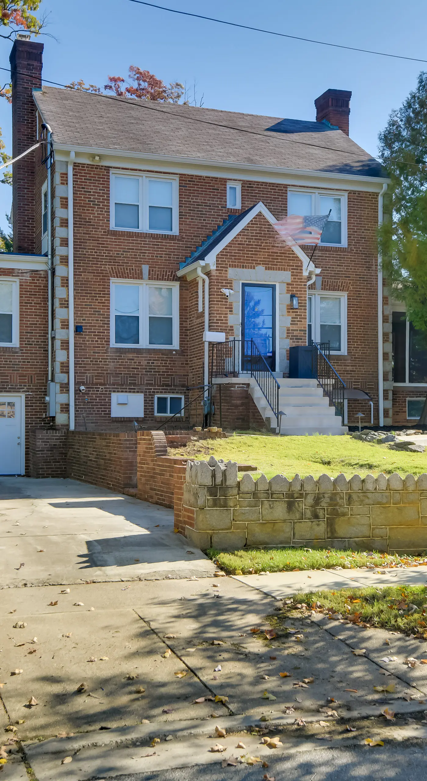 Walk to Metro Station! Cheverly Apt 8 Mi to DC