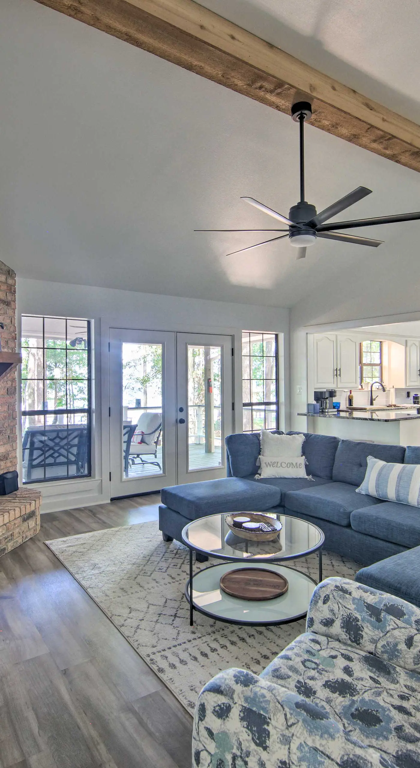 Luxe Lakehouse w/ Sunset Views on Lake Palestine!