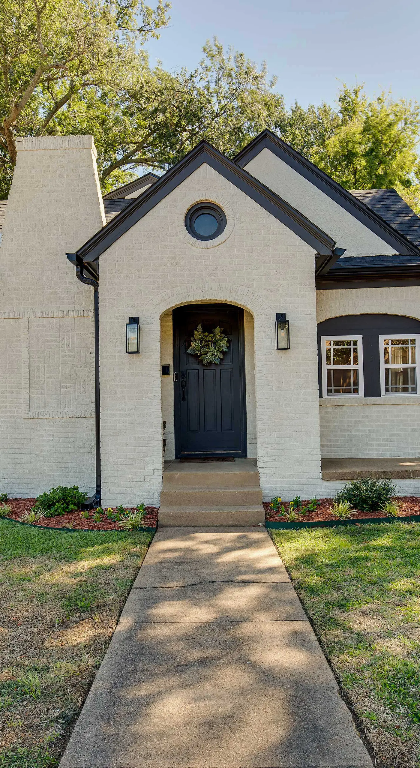 Walk to Dtwn: 'Tyler Tudor' w/ Backyard