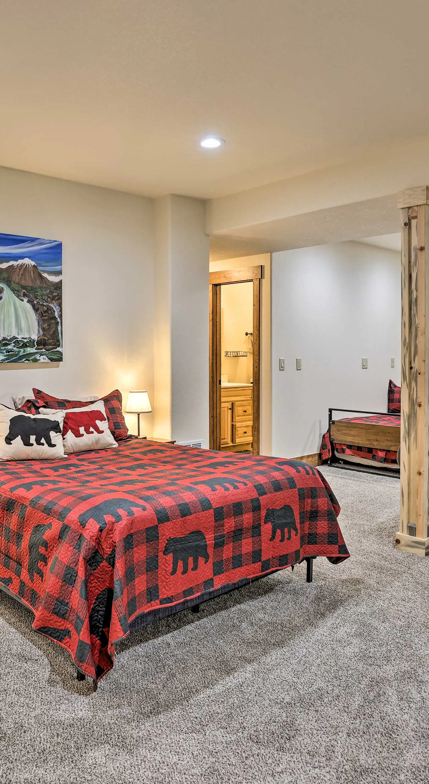 Rocky Mountain Alma Cabin with Deck & Hot Tub!
